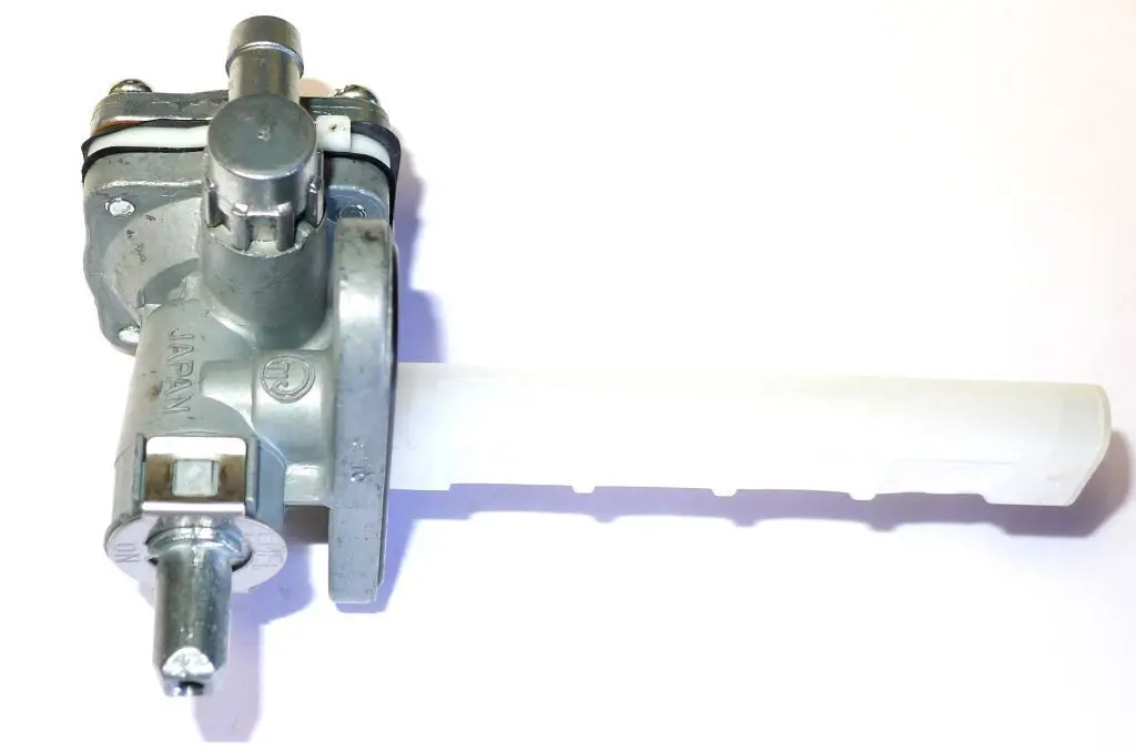 Suzuki Gsxr750 Gsx-R750 86-87 Fuel Petcock Gas Switch Shutoff Valve Shut-Off 1
