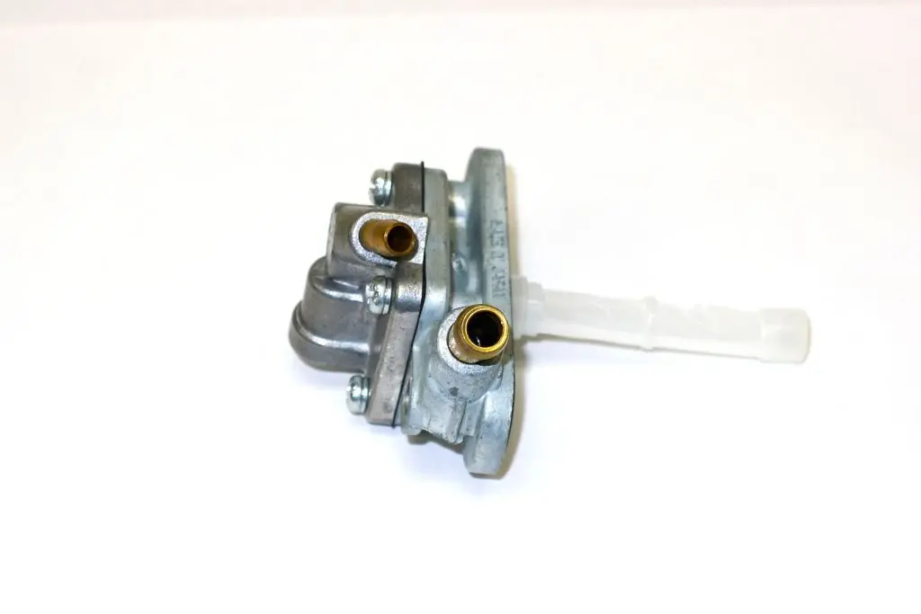 Suzuki Gs550 Gs750 Gs850 Gs1000 Gs1100 1980 Only Fuel Petcock Gas Tank Valve 1
