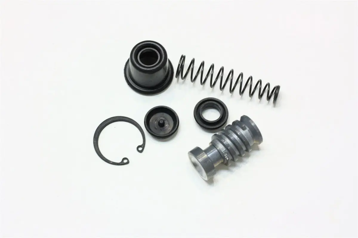 Honda Cbr600rr 03-06 Rear Master Cylinder Rebuild Kit - Made In Japan 1