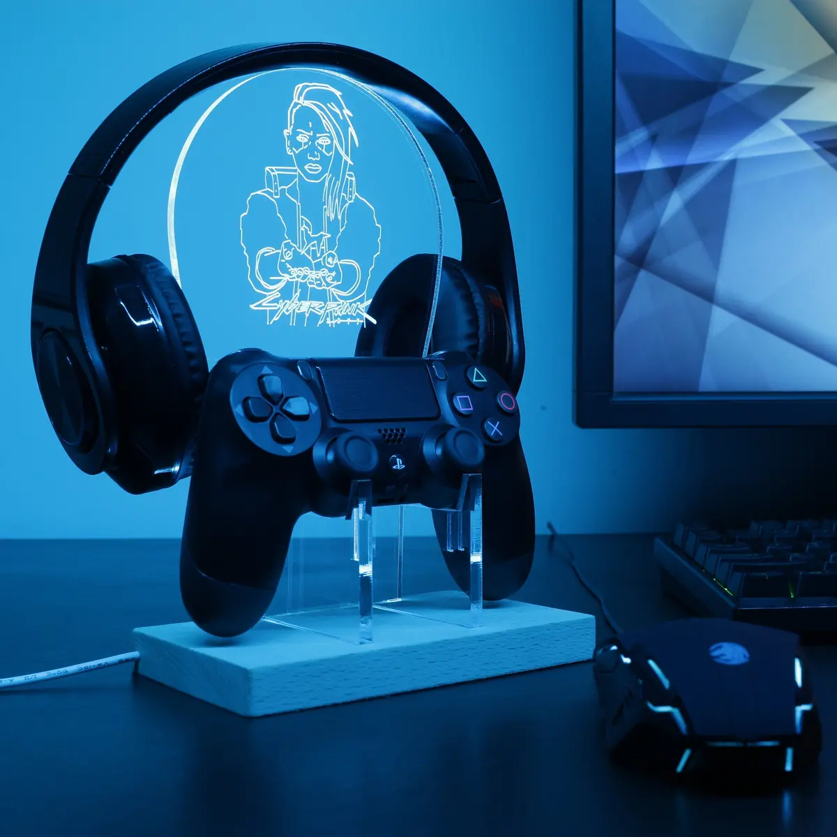 Cyberpunk 2077 Female V Led Gaming Headset Controller Stand 1