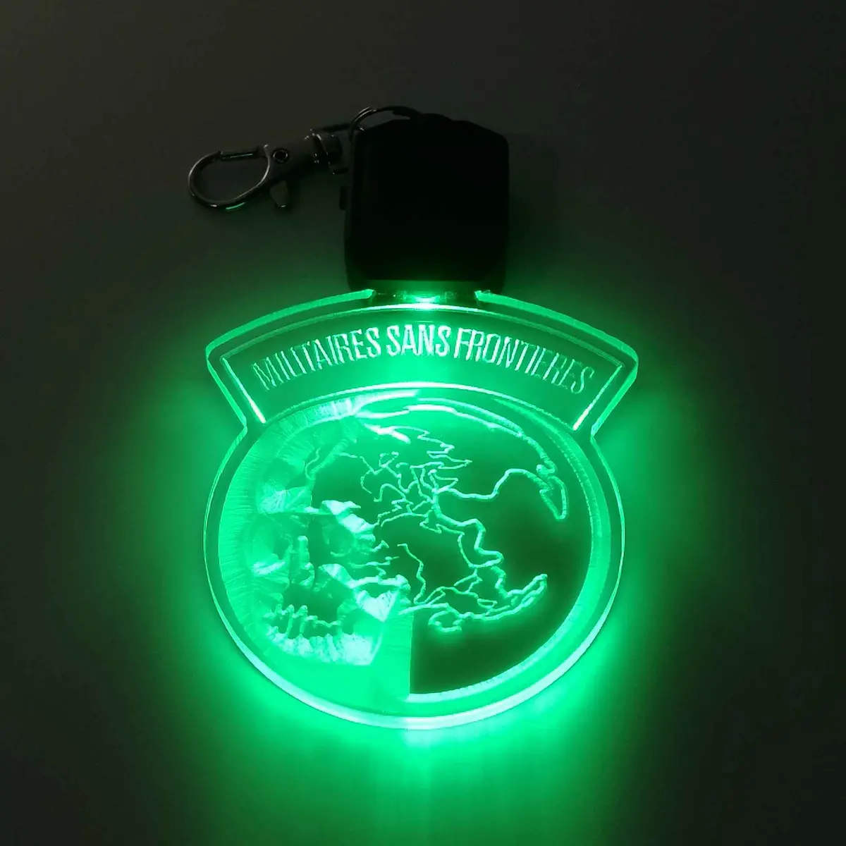 Metal Gear Militaires Sans Frontieres Led Light Acrylic Keychain , Christmas Tree Ornament 1