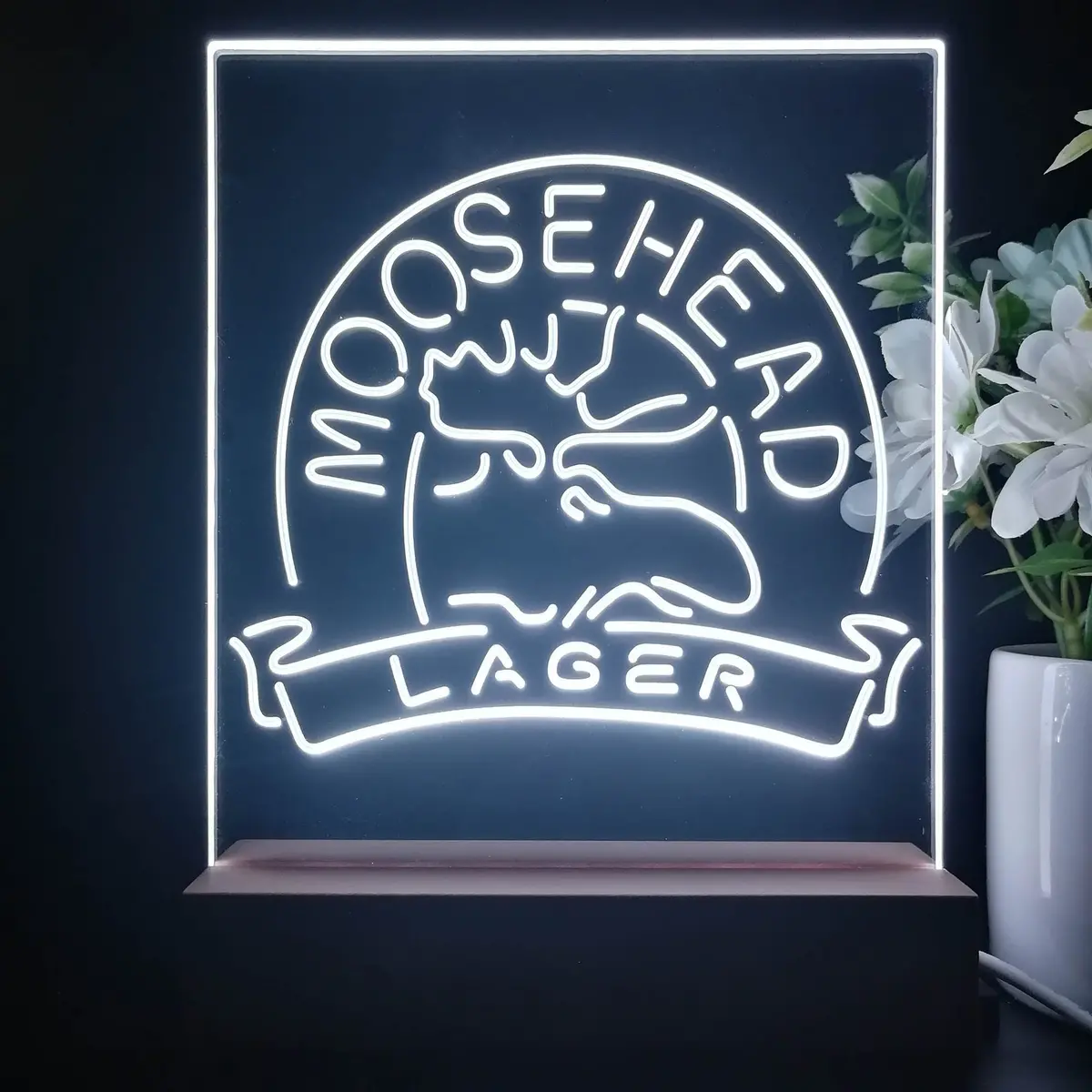 Moosehead Lager Beer 3D Illusion Night Light Desk Lamp 1