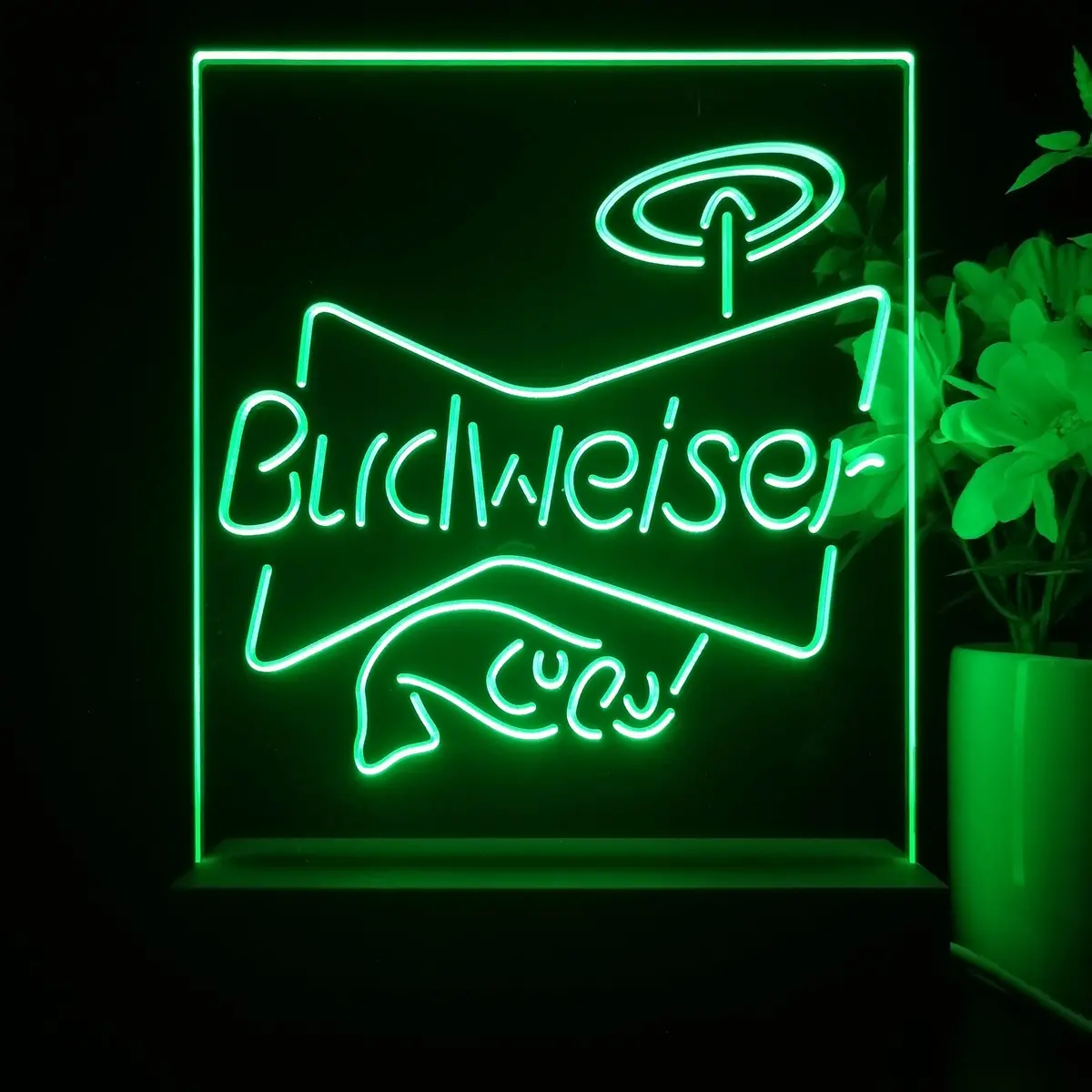 Budweiser Fish 3D Illusion Night Light Desk Lamp 1