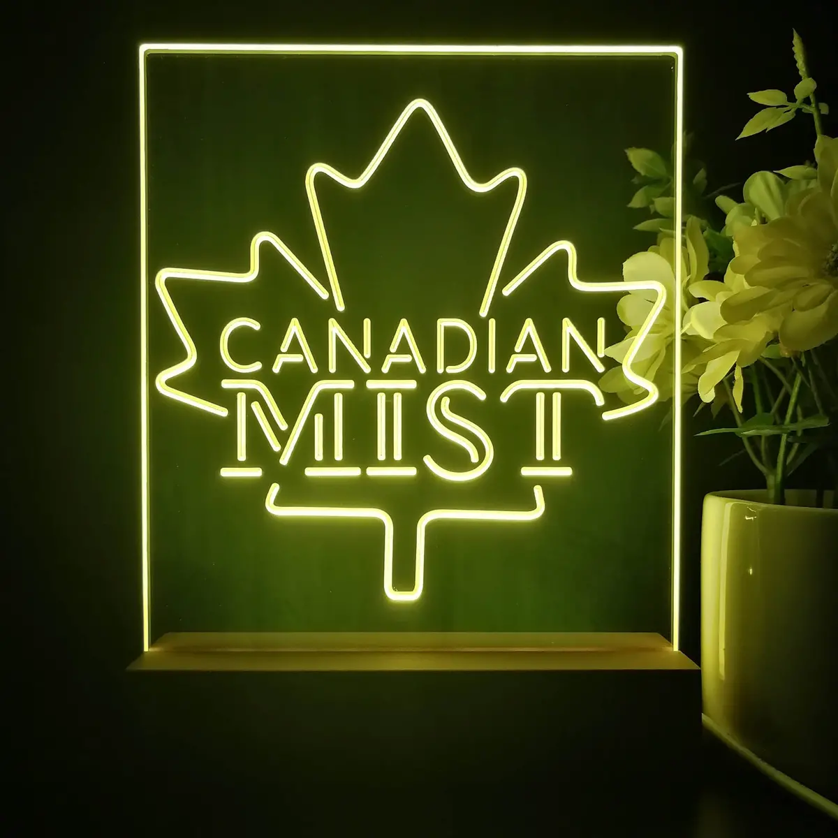 Canadian Mist Maple Leaf 3D Illusion Night Light Desk Lamp 1