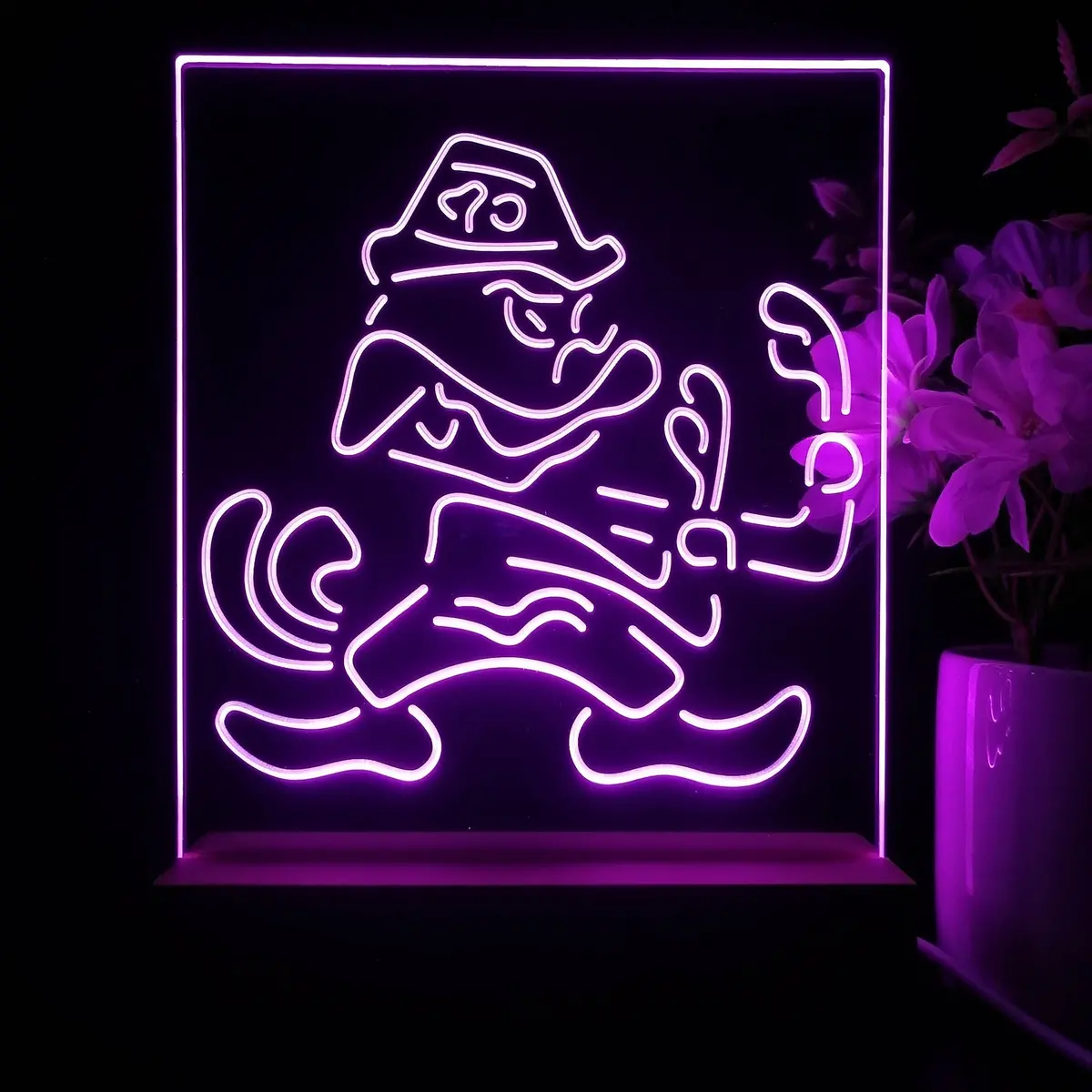 Notre Dame Fighting Irish Neon Sign Table Top Lamp 1