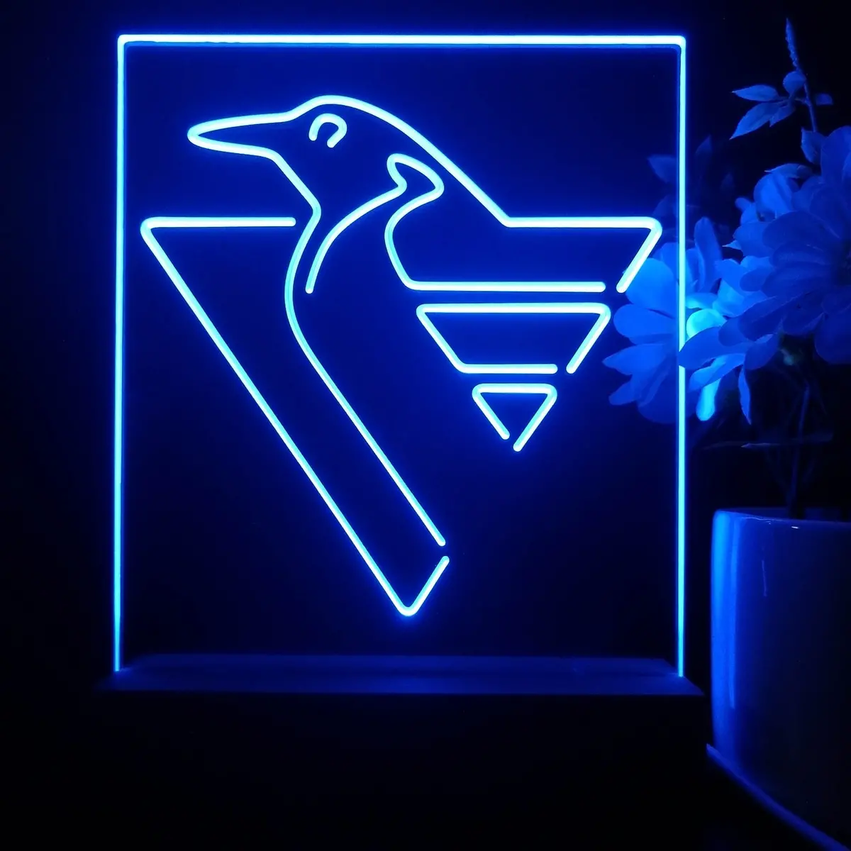 Pittsburgh Penguins 3D Illusion Night Light Desk Lamp 1