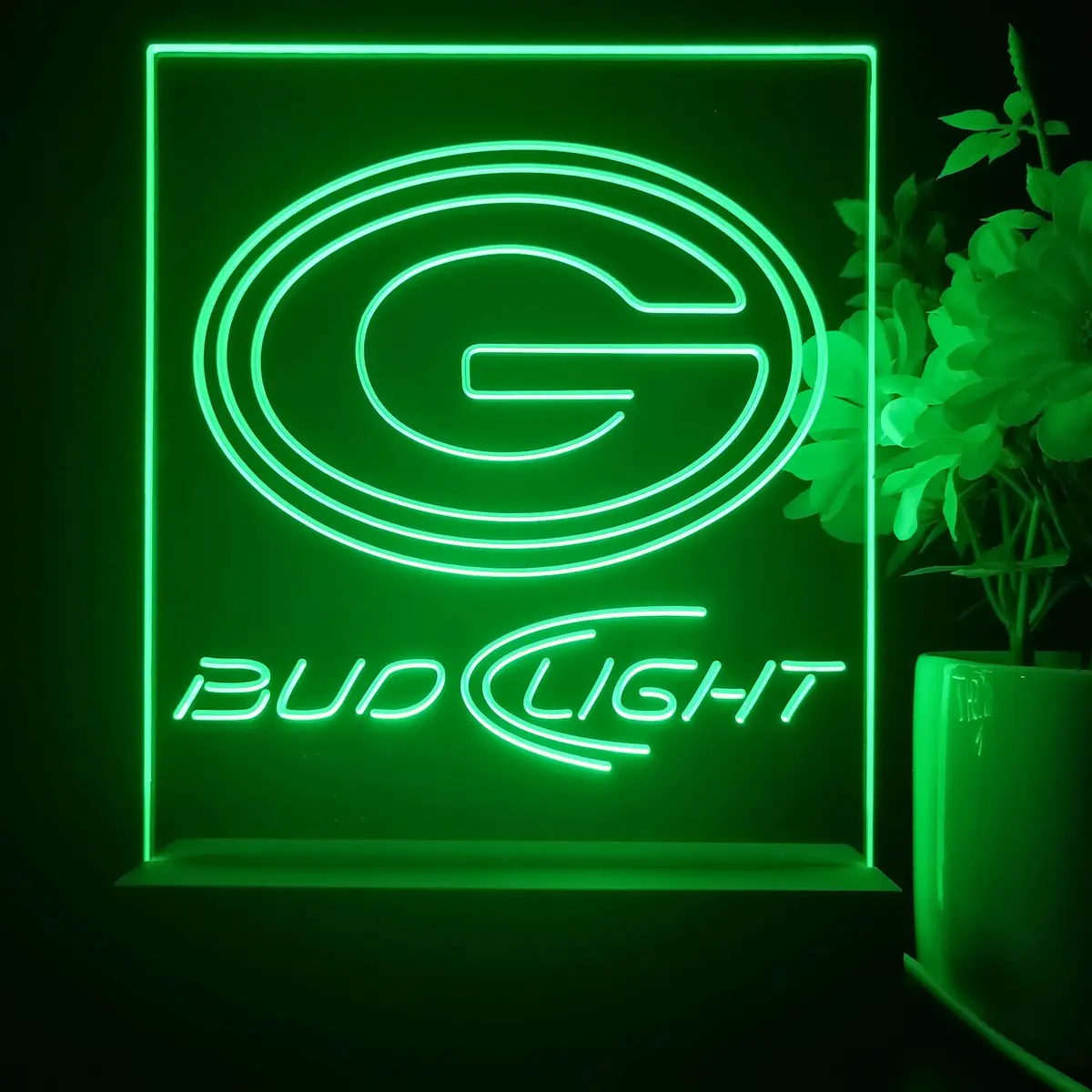 Bud Light Green Bay Packers 3D Illusion Night Light Desk Lamp 1