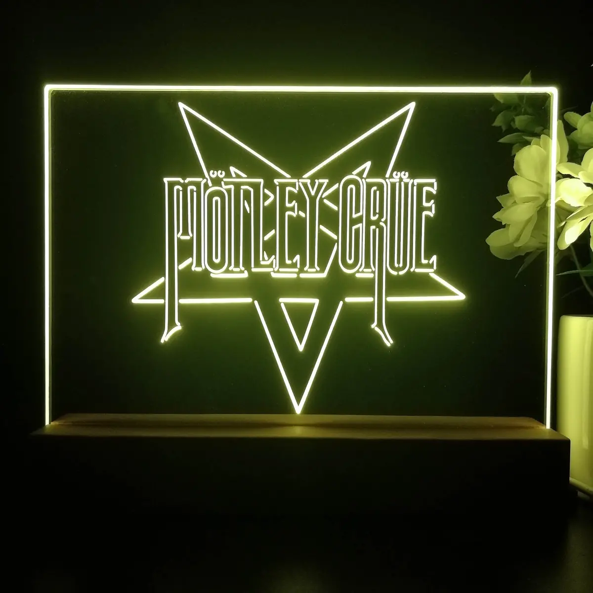 Motley Crue Star 3D Illusion Night Light Desk Lamp 2