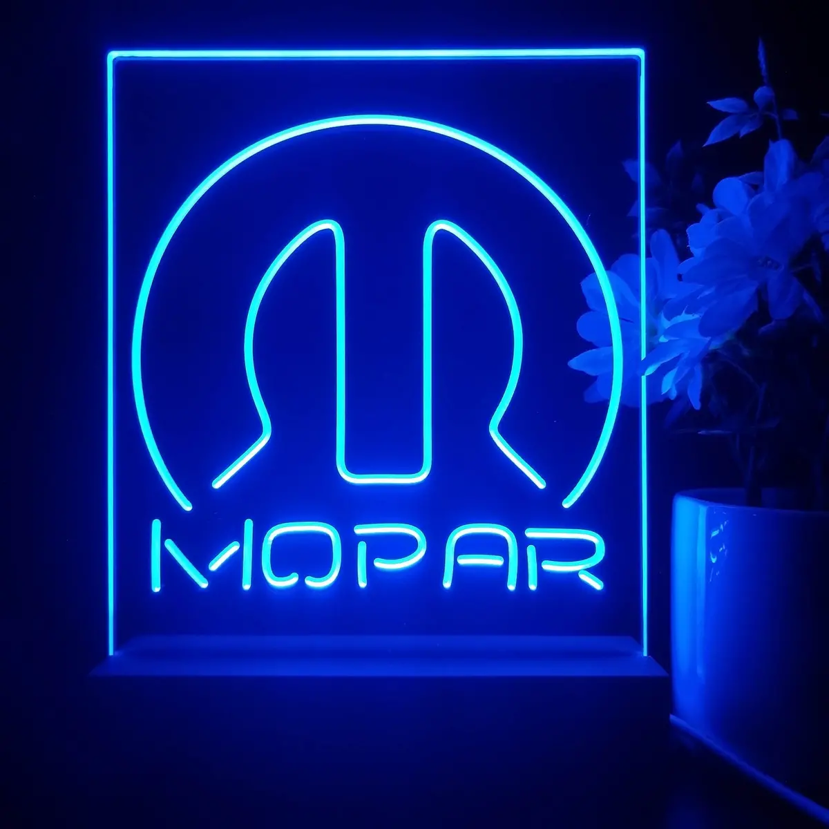 Mopar Logo 3D Illusion Night Light Desk Lamp 1