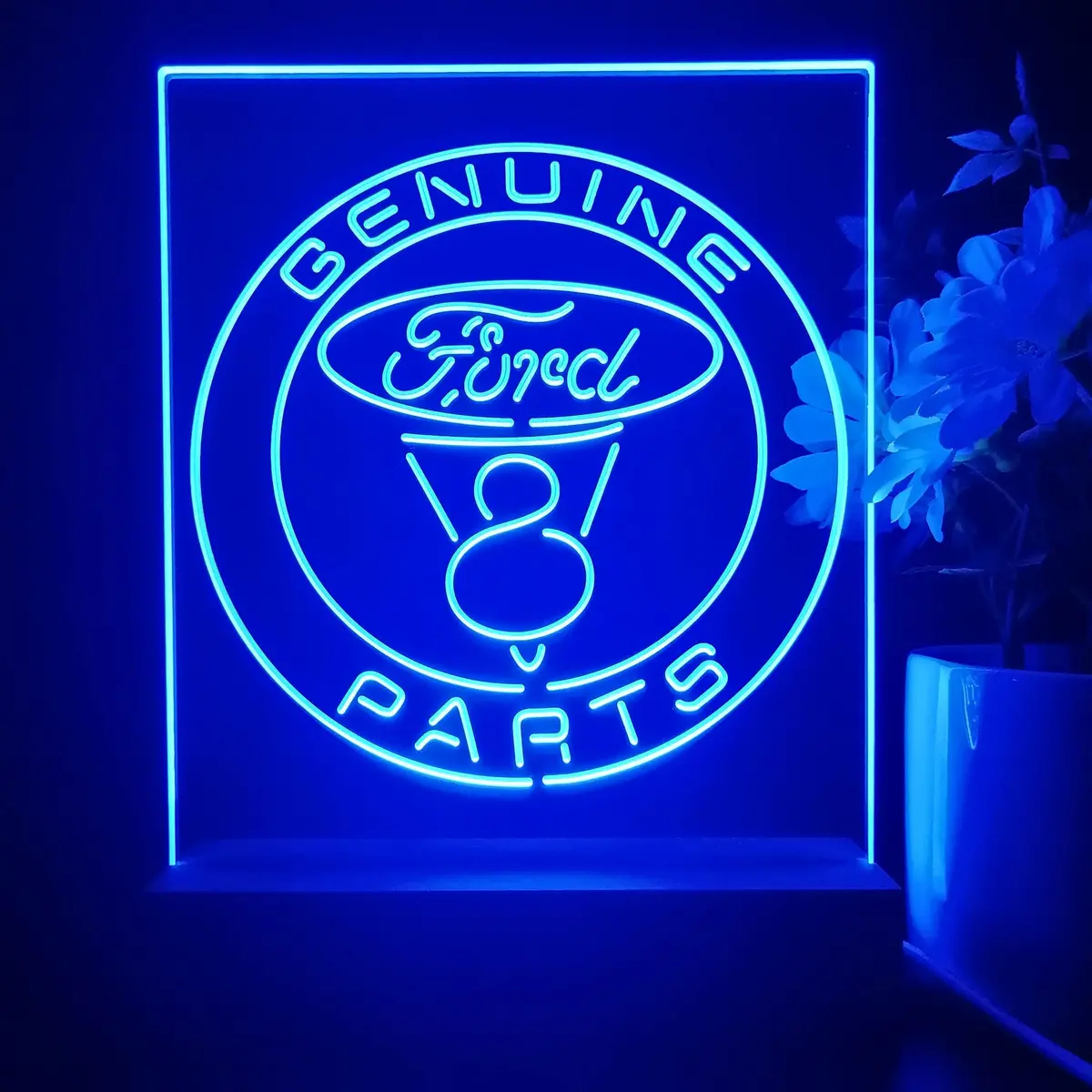 Genuine Ford Parts V8 3D Illusion Night Light Desk Lamp 1