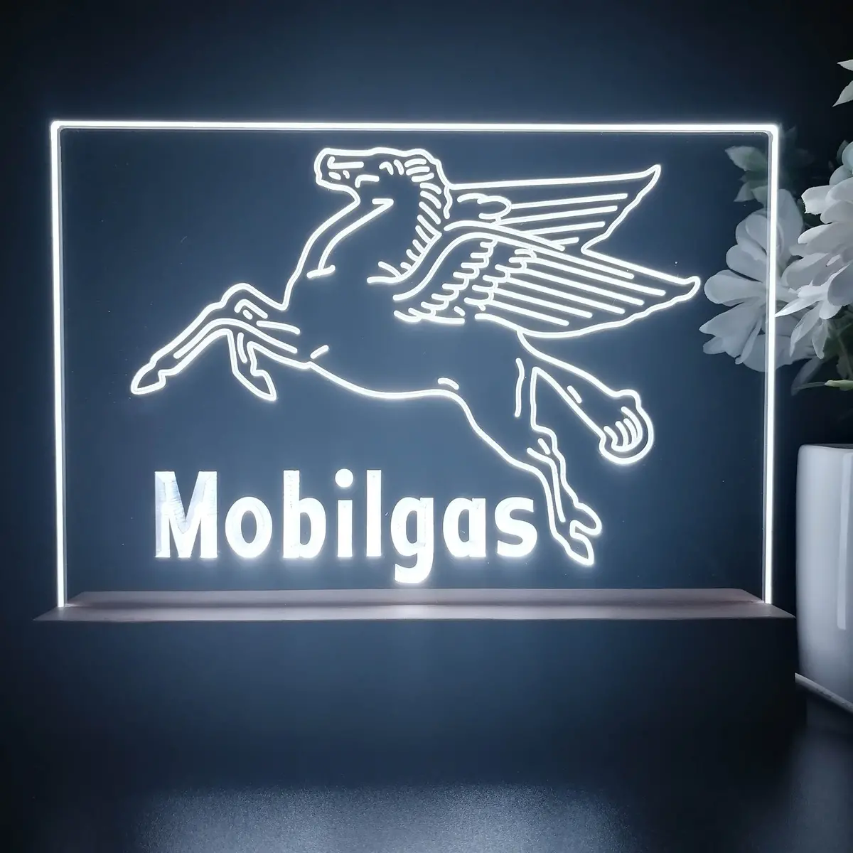 Mobil Gas Flying Horse 3D Illusion Night Light Desk Lamp 1