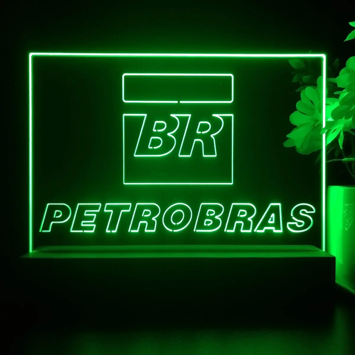 Petrobras 3D Illusion Night Light Desk Lamp 1