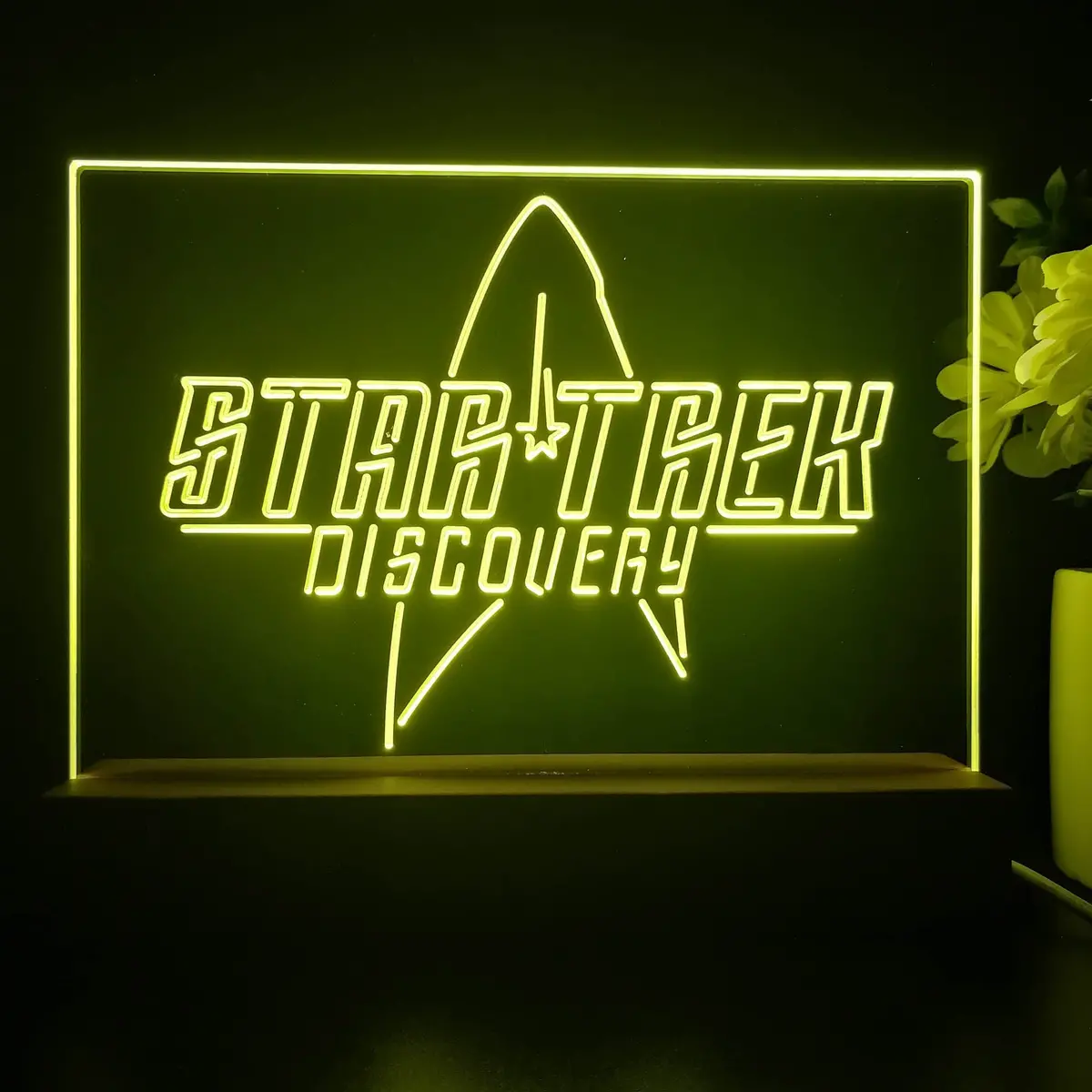 Star Trek Discovery 3D Illusion Night Light Desk Lamp 1