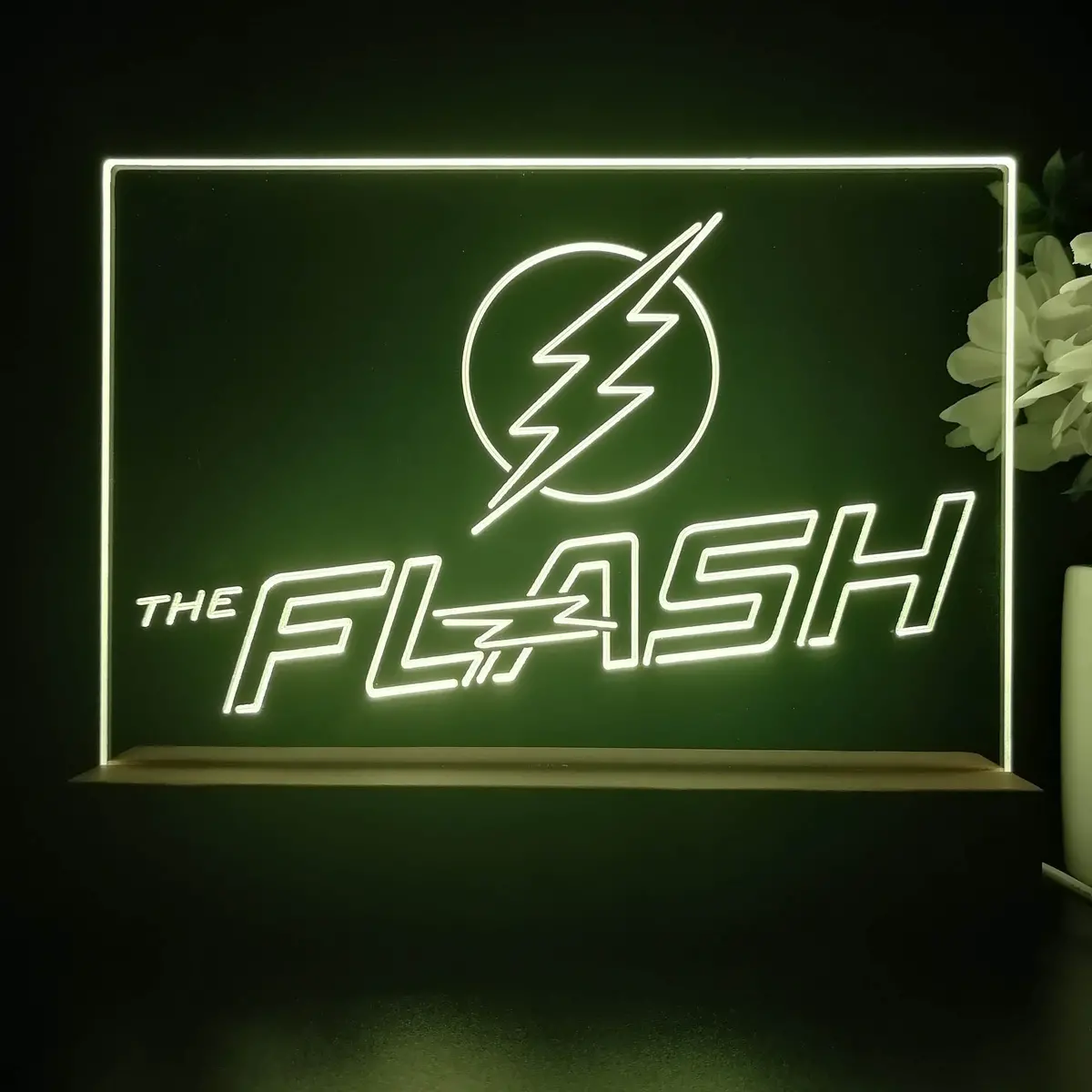 The Flash 3D Illusion Night Light Desk Lamp 1