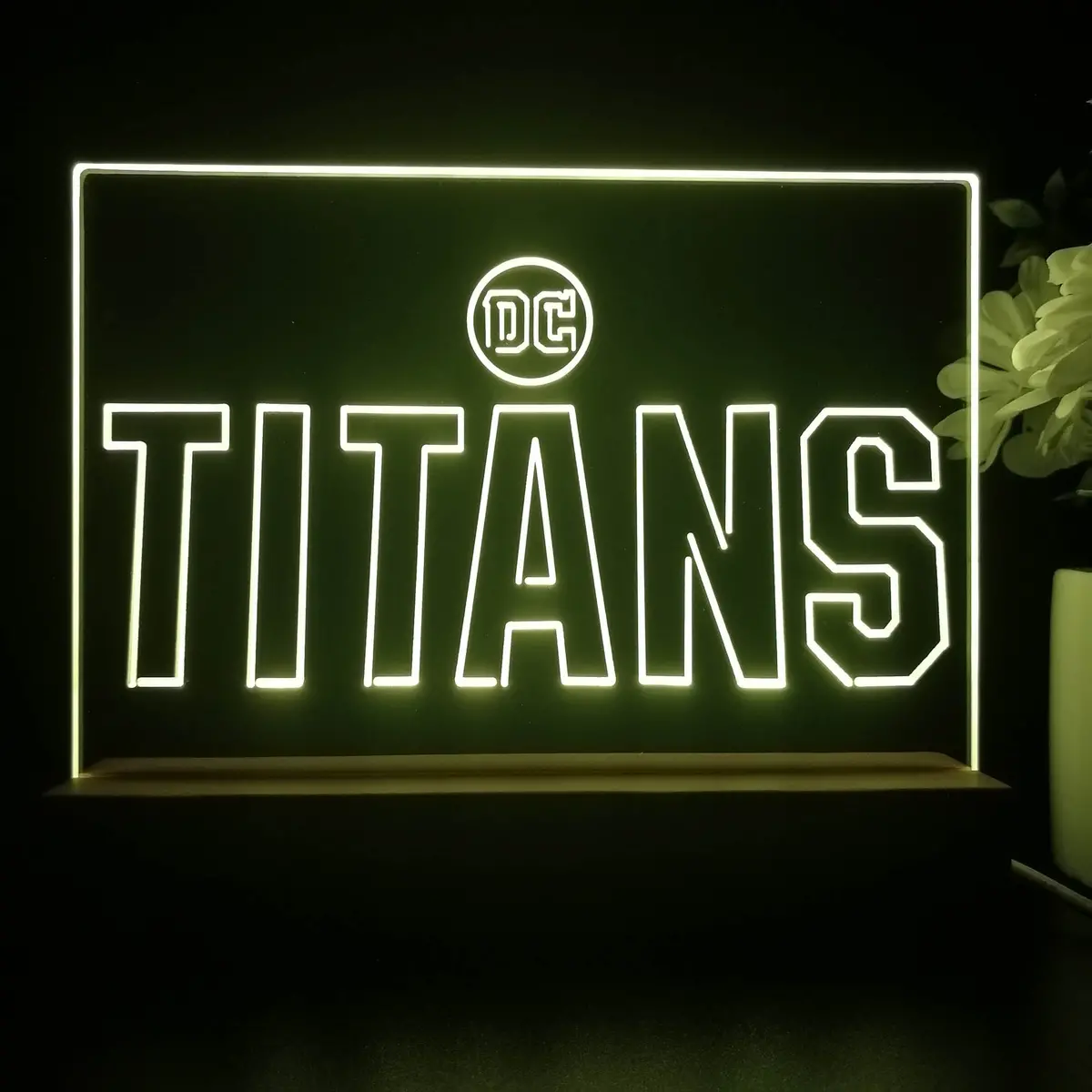 Titans 3D Illusion Night Light Desk Lamp 1