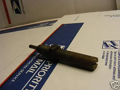 Mercedes W123 W126 Diesel Rack Damper Pin 300D 300Sd 1