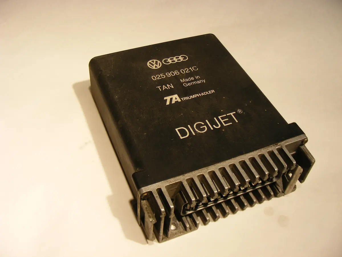 Vw Transporter Vanagon T3 Computer Ecu Ecm 025906021C 1