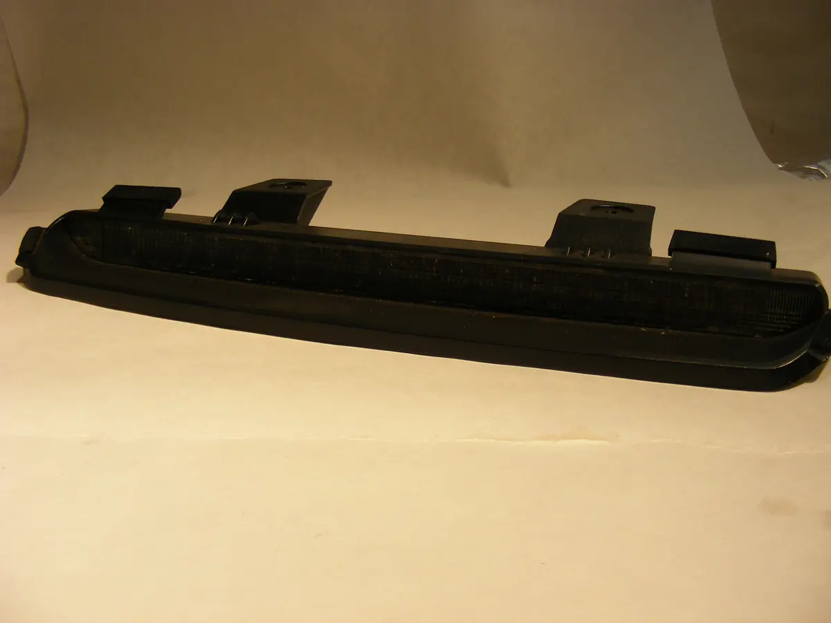 30859476 Volvo V40 Wagon 00 01 02 03 04 3Rd Third Led Brake Center Tail Light Taillight 1