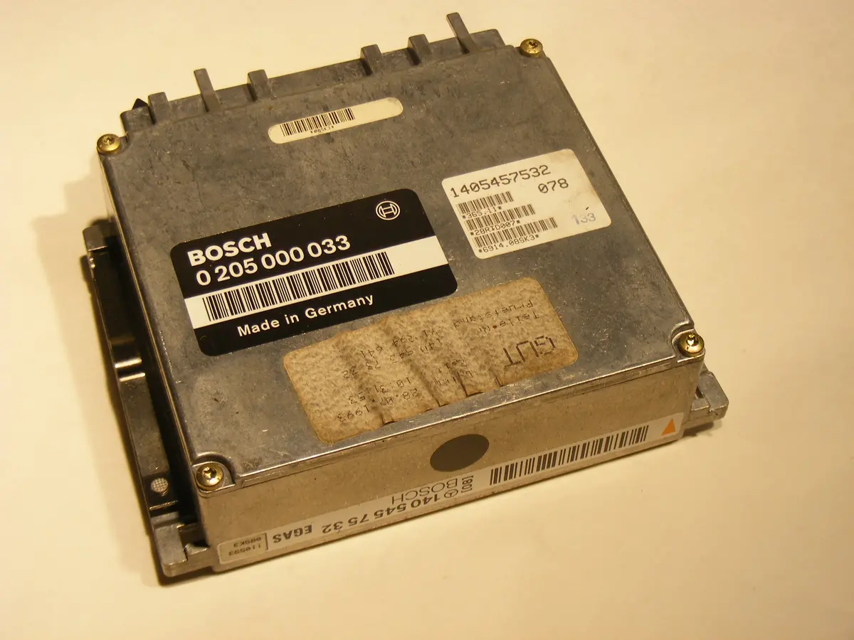 Mercedes Benz S600 600Sel 600Sec V12 Engine Egas Ecm Ecm Throttle Control Unit Vdo 1405457532 0205000033 Bosch 1