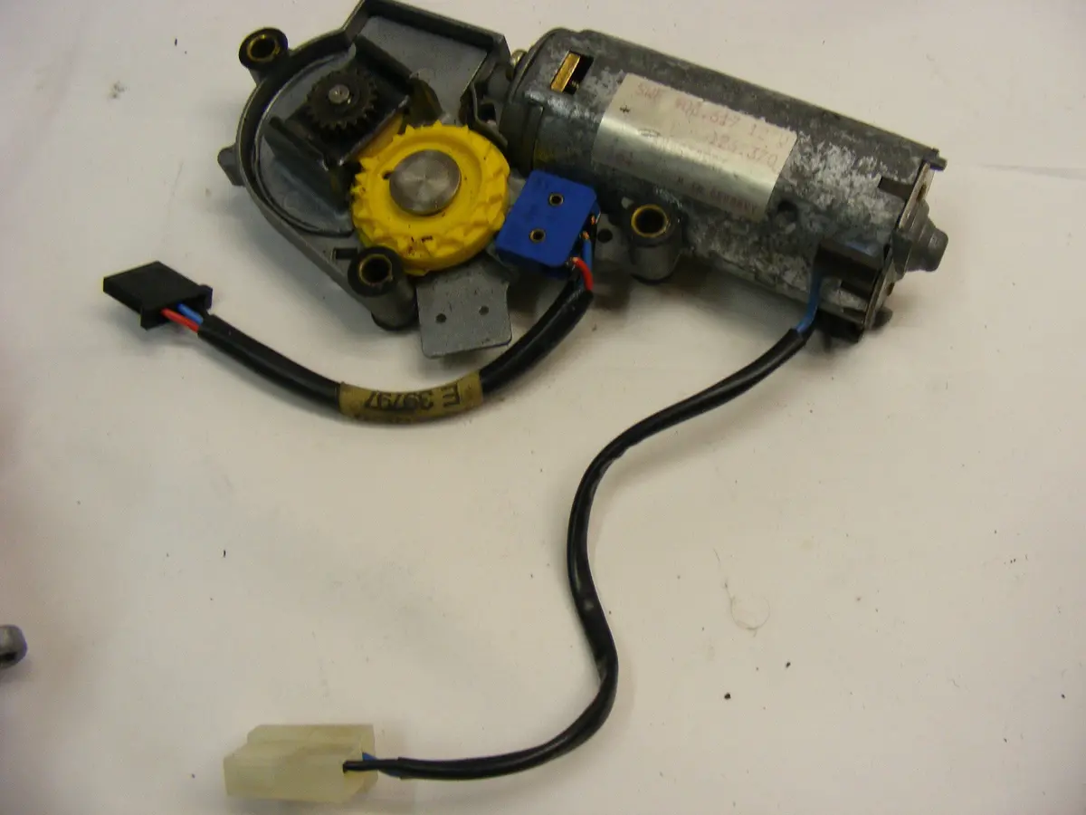 Saab 9000 Webasto Sunroof Motor Assembly Cs Cse Aero Turbo 126.380 4305603 1