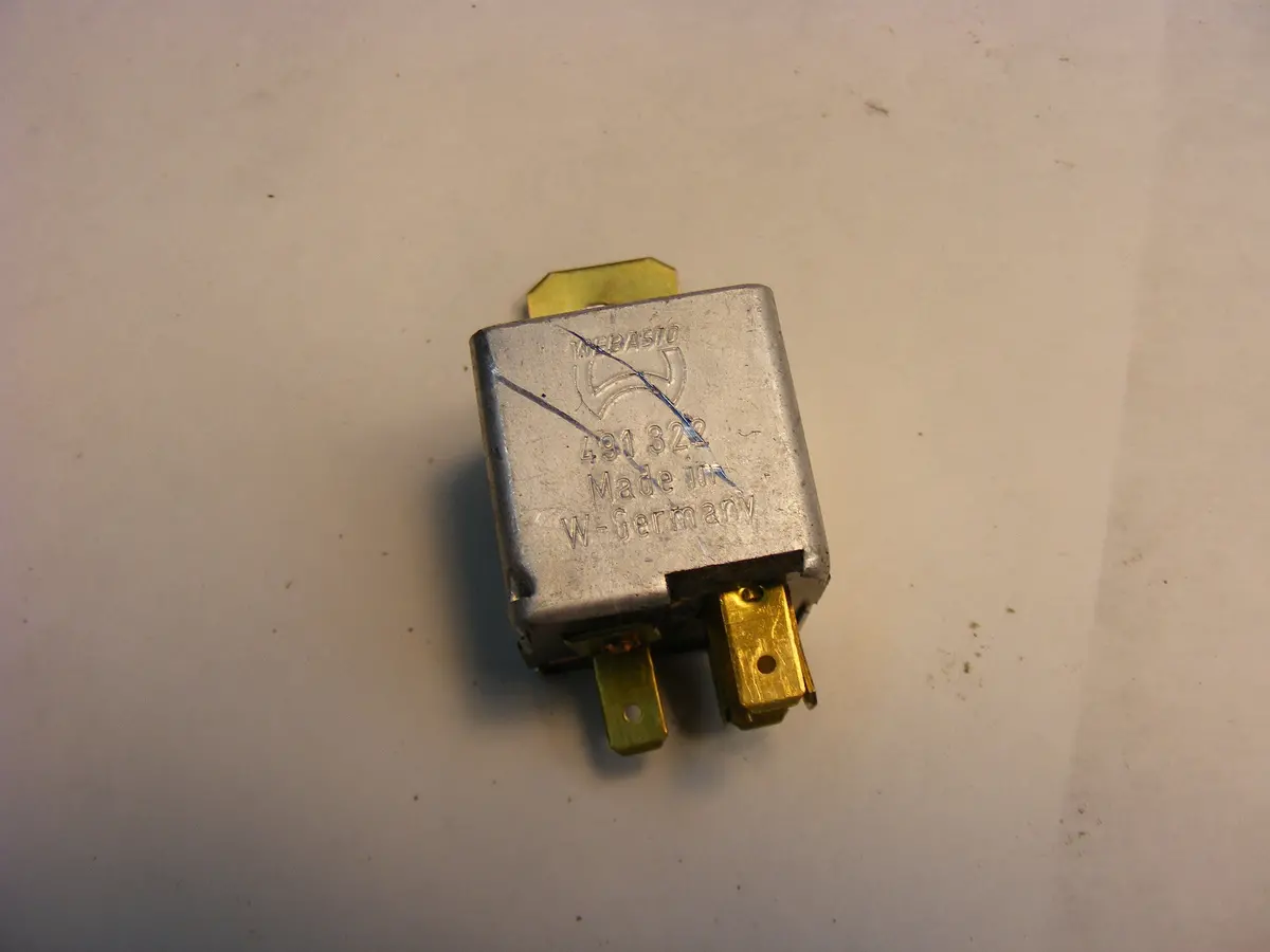Saab 9000 Webasto Sunroof Motor Relay Cs Cse Aero Turbo 899231 / 89 92 31 491 322 491322 1