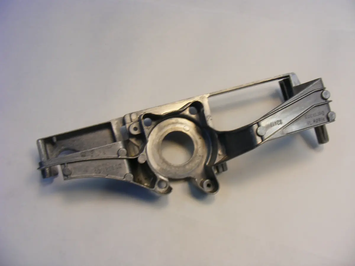 Saab 9000 Turn Signal / Wiper Switch Holding Bracket 9123464 1
