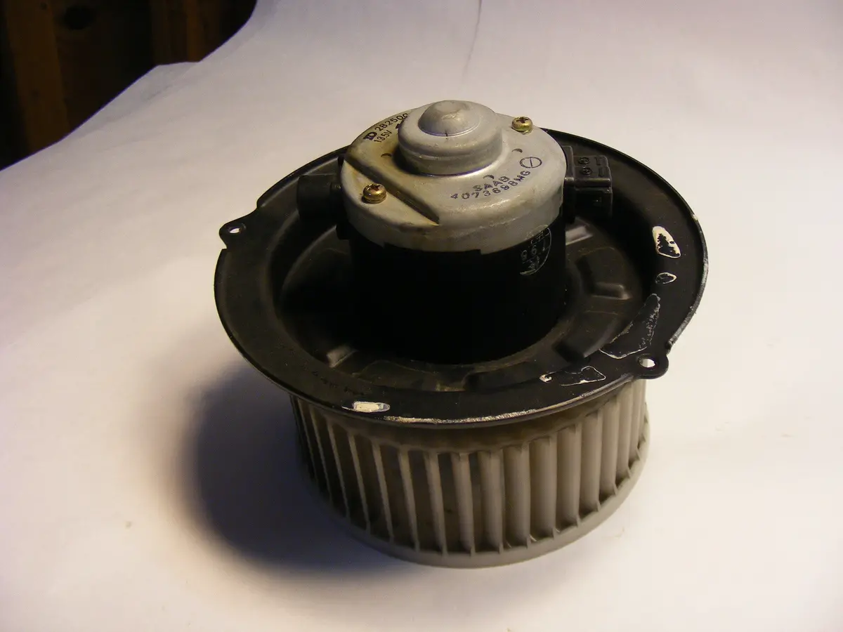 92-93 Saab 900 Classic Turbo Spg Blower Motor Heater Fan Nippen Denso 4073698 / 282500-0012 1