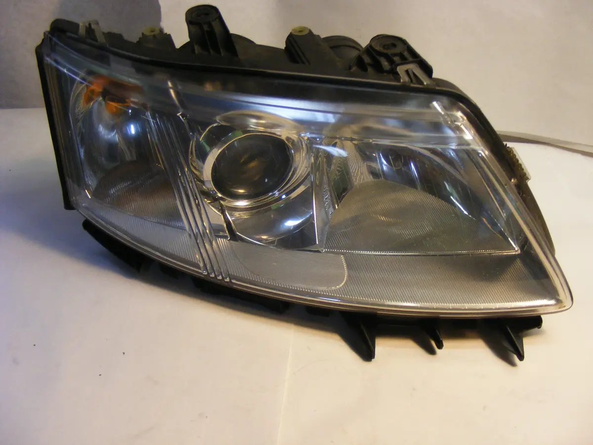 Saab 9-3 Head Light Passenger Side Right Hand 12799352 03 04 05 06 07 1