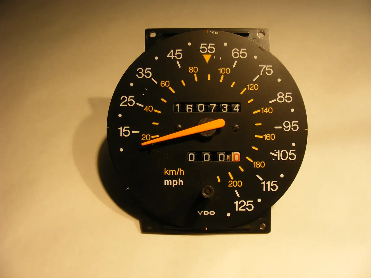 Saab 900 Turbo / Non Turbo Classic Speedometer Head 89 90 91 92 93 1