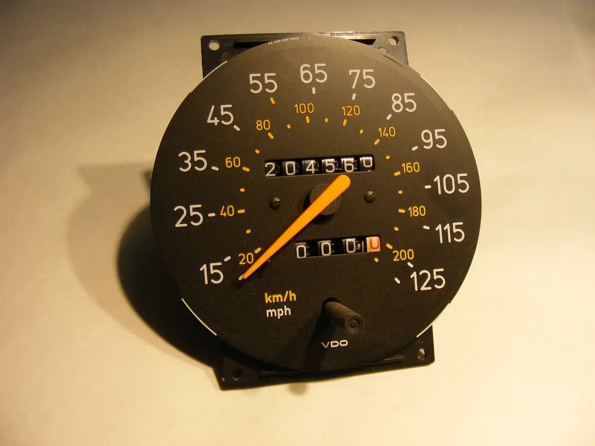Saab 900 Turbo / Non Turbo Classic Speedometer Head 89 90 91 92 93 (New Style) 1