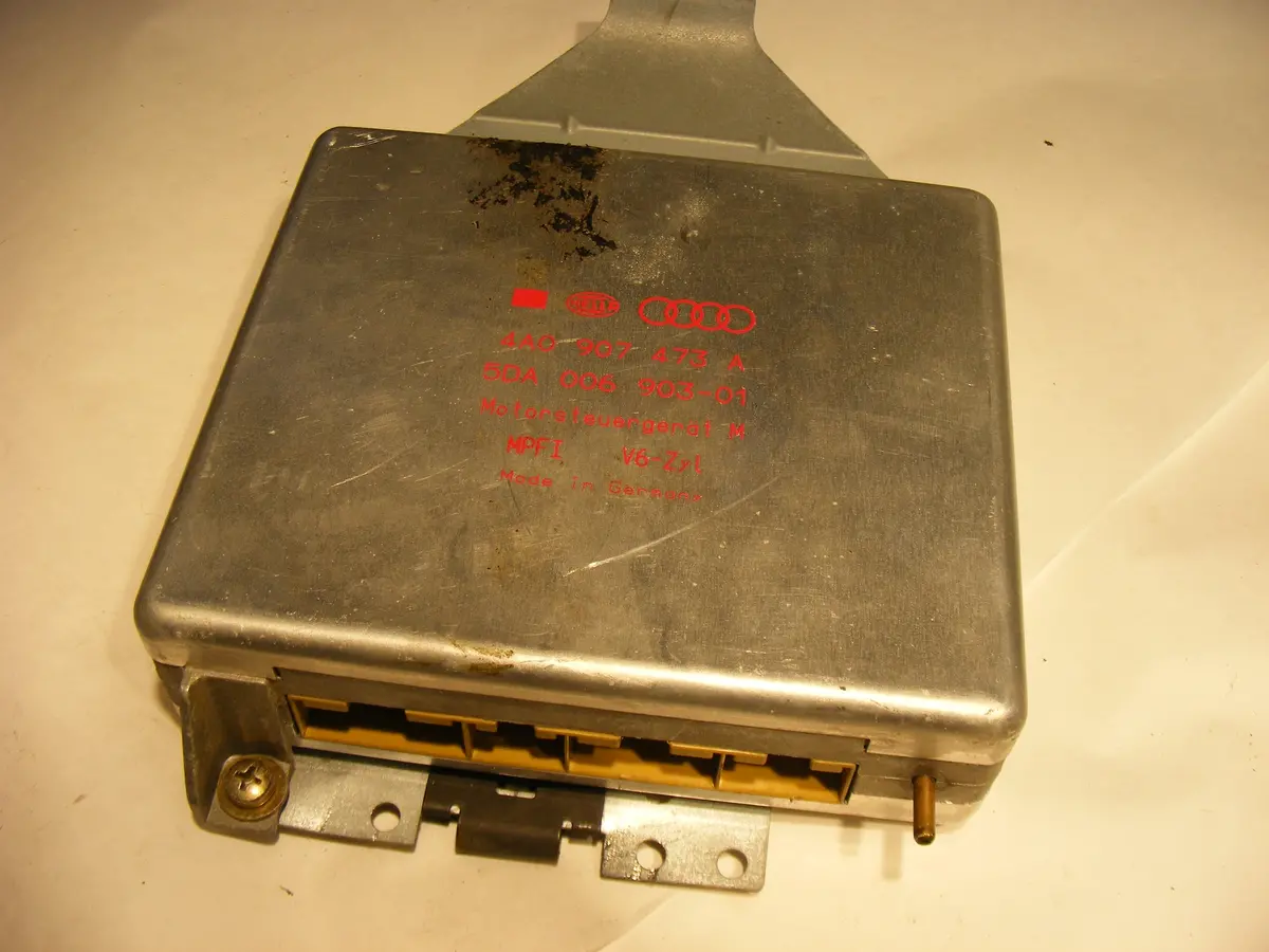 Copy Of A4 A6 V6 2.6 Ecm Ecu Engine Control Hella Engine Computer 4A0907473a, 4A0 907 473 A   5Da00690301, 5Da 006 903-01 Motorsteuergerät 80 B4 100 C4 1