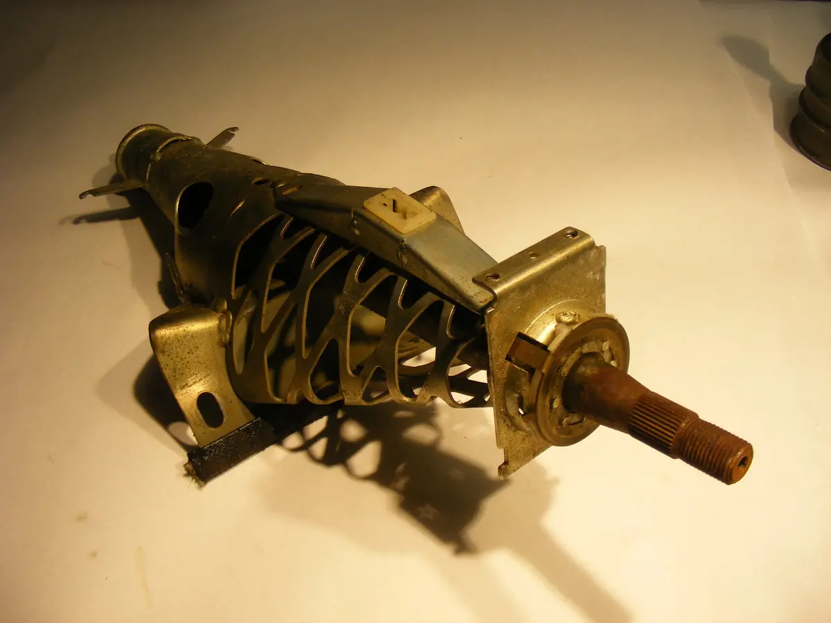 Saab 900 Non Air Bag Upper Steering Shaft Column Spg Turbo 82 83 84 85 86 87 88 89 7605256 8934952 8935025 8936163 8936411 1