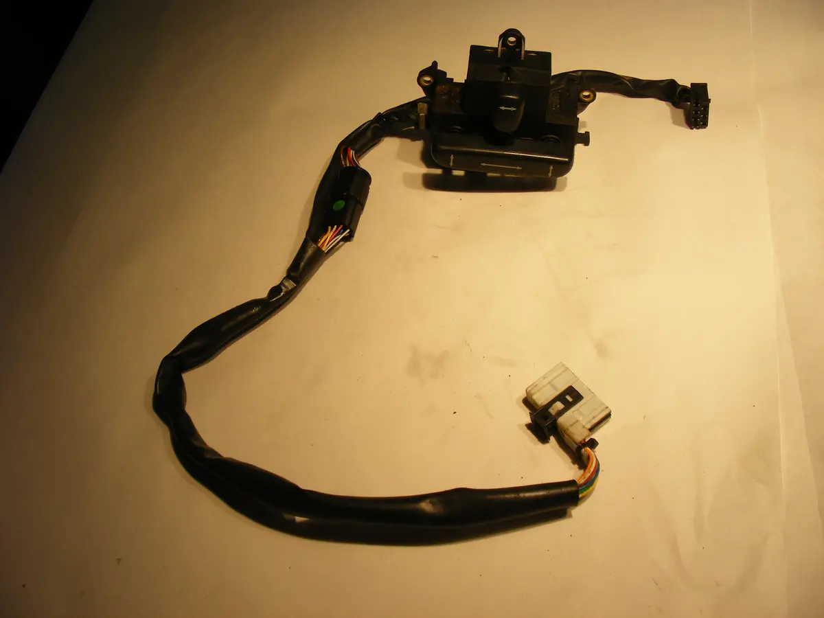 Saab 9000 Cs Cse Aero Classic Left Front Driver Power Memory Seat Switch 94 95 96 97 98 4653747 Rare 1