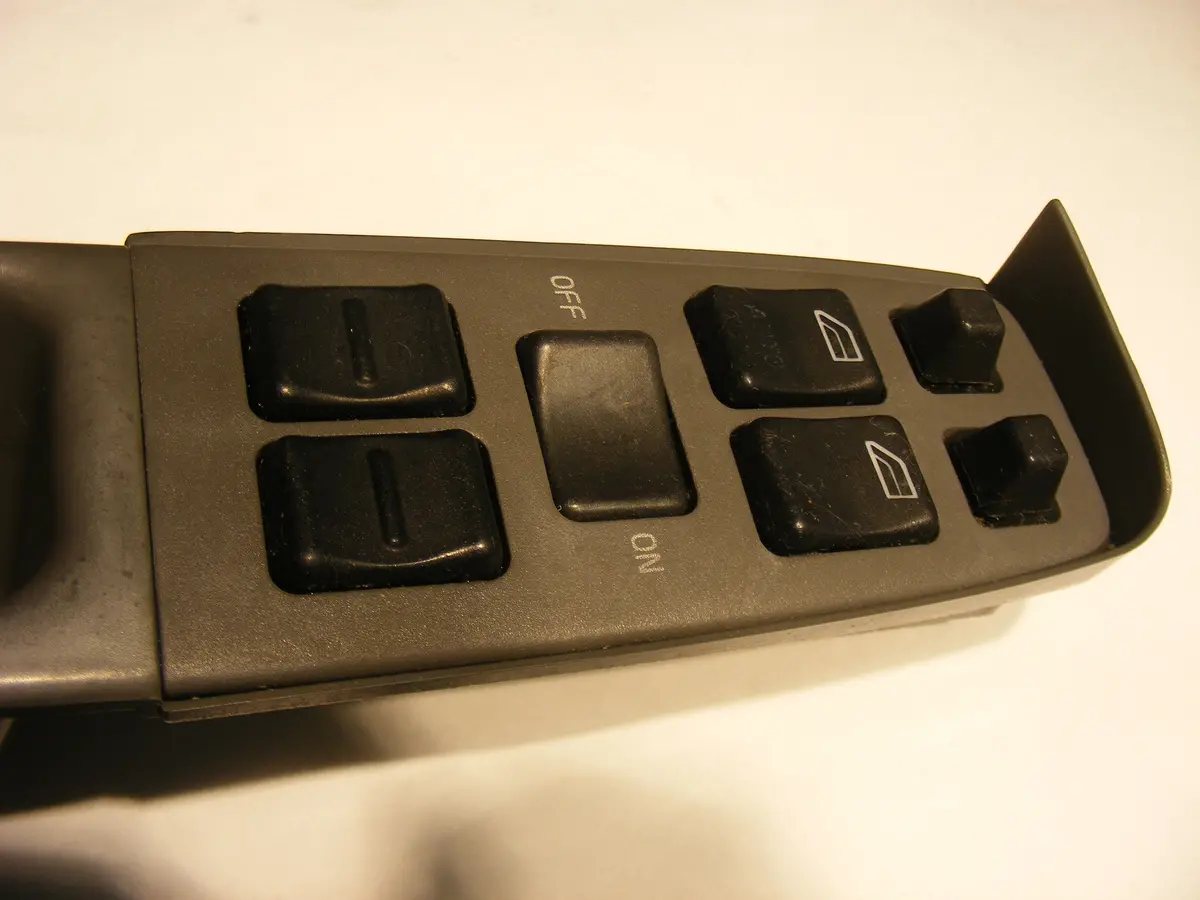 Volvo 960 S90 V90 Power Window Switch Pack 95 96 97 9128279 1