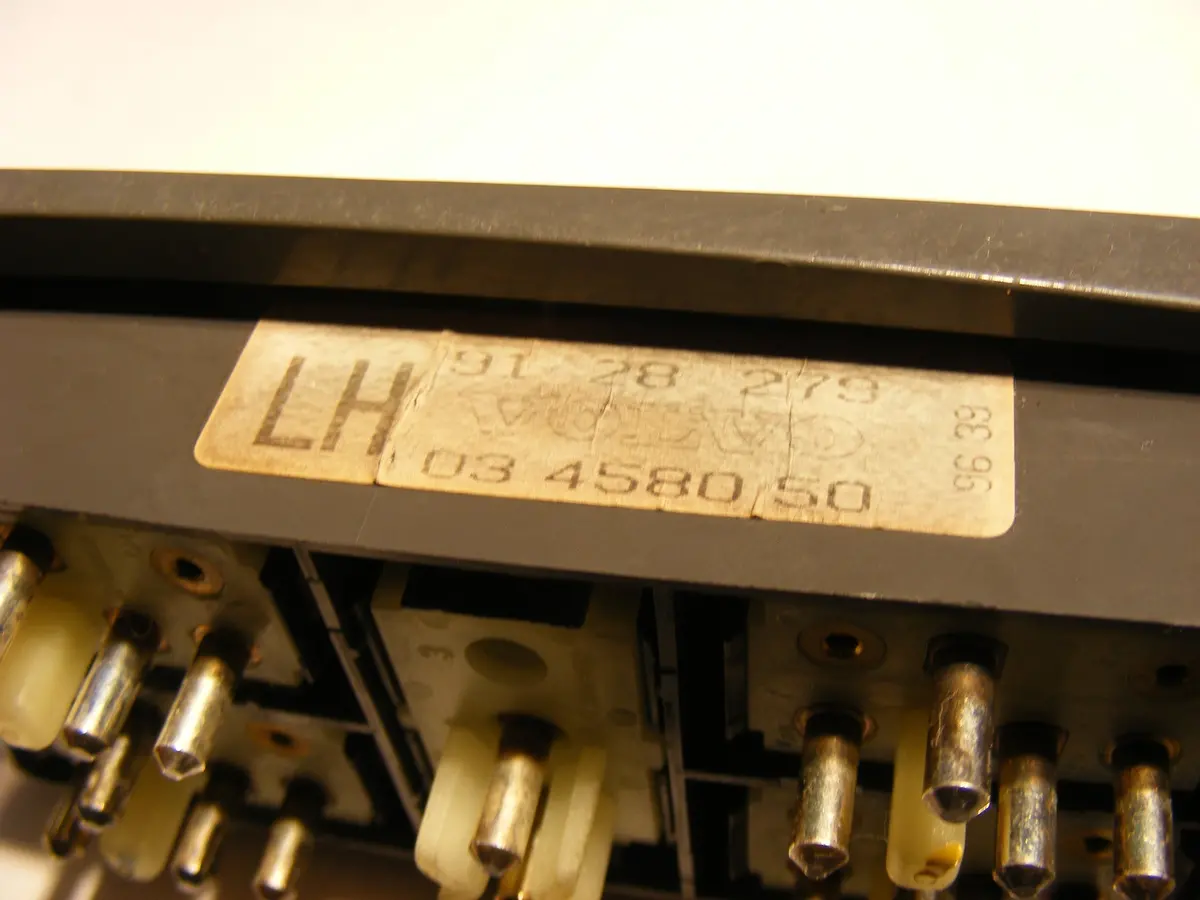 Volvo 960 S90 V90 Power Window Switch Pack 95 96 97 9128279 2