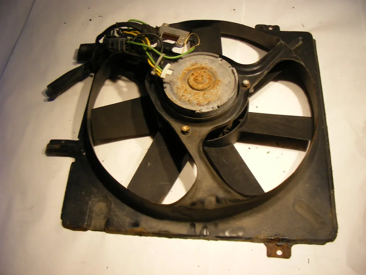 Saab 9000 Turbo 90 91 92 93 94 2 Speed Electric Radiator Fan With Shroud & Resistor Magneti Marelli 7592819 7592918 4395034 1