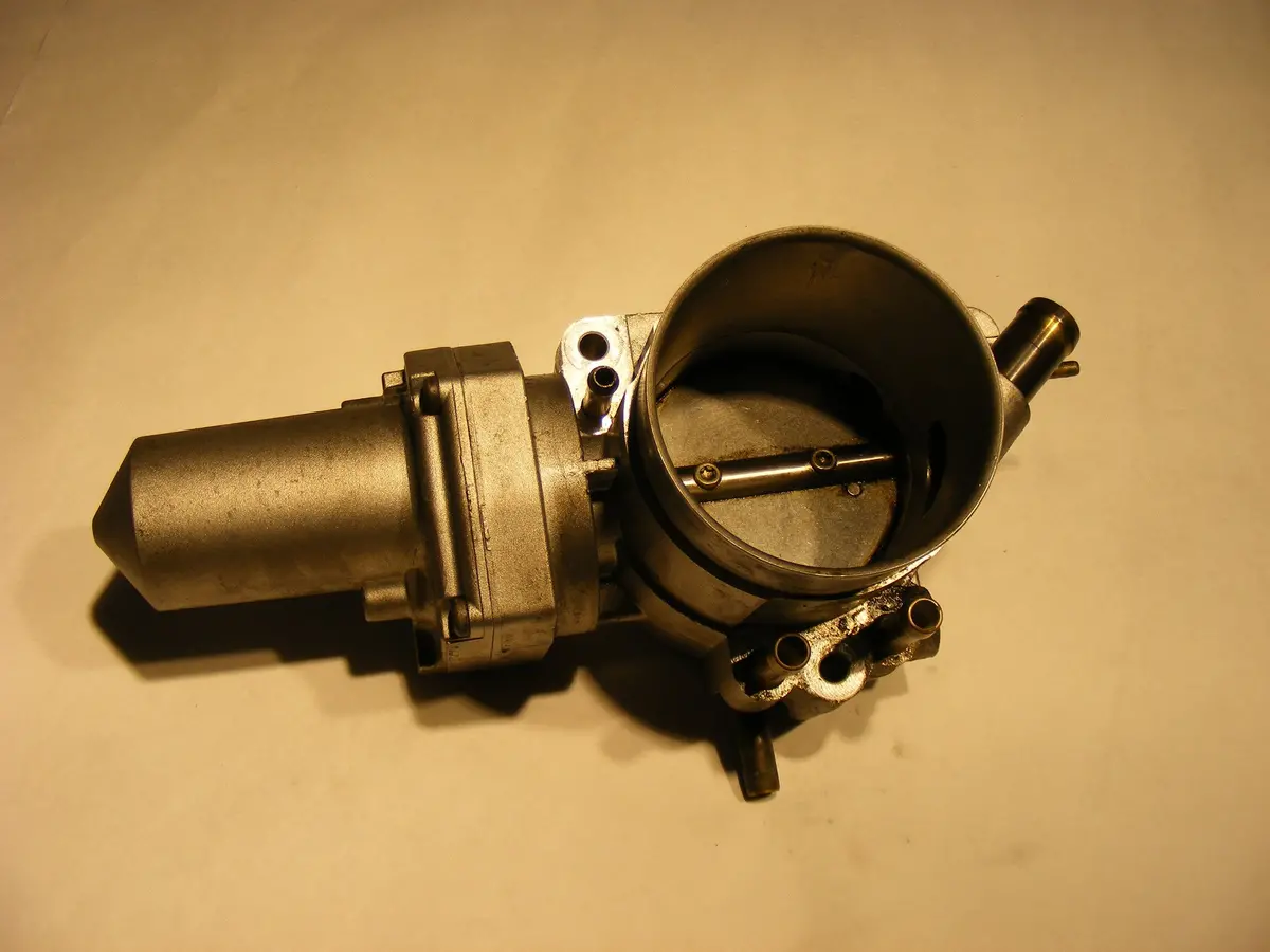 Saturn L300 Vue V6 Bosch Electronic Throttle Body Tsc 0280750005 B289000155 1