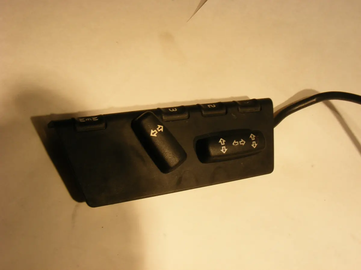Volvo 850 960 Power Memory Seat Switch Right Hand, Passenger Side W/ Memory 9148754 1