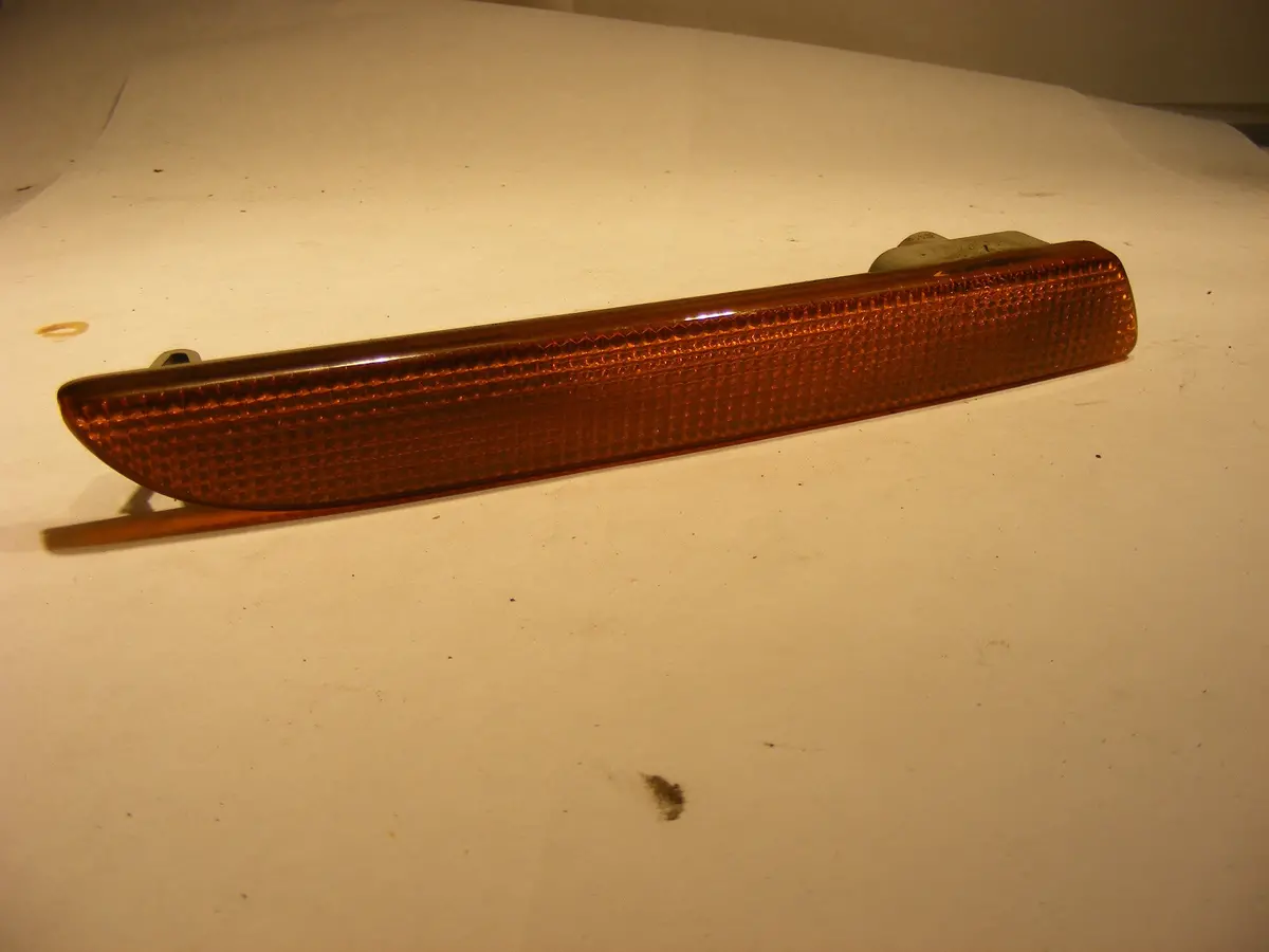 03 04 05 06 07 Saab 9-3 Sport Sedan / Wagon Combi Side Marker Light Bumper Lamp Good Used Pair 12785954  12785990 1
