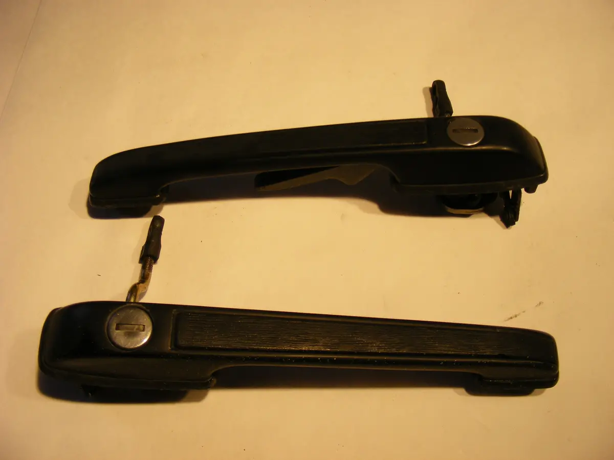 Exterior Door Handle Set W/ Linkage Porsche 924 944 944S 951 Driver & Passenger Door - Good Used Condition 1