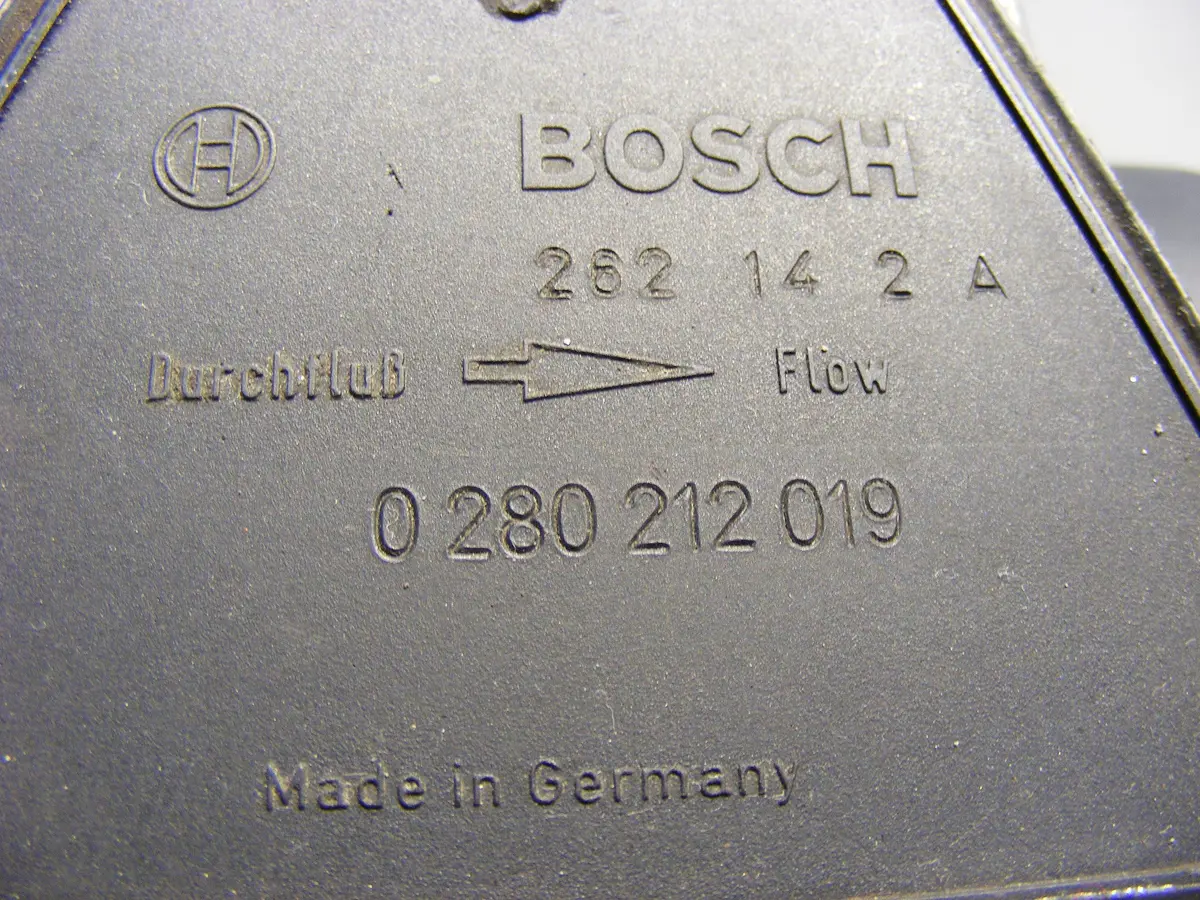 Saab 900 9000 S Bosch Mass Air Flow Meter 0280212019 Sensor 90 91 92 93 94 2