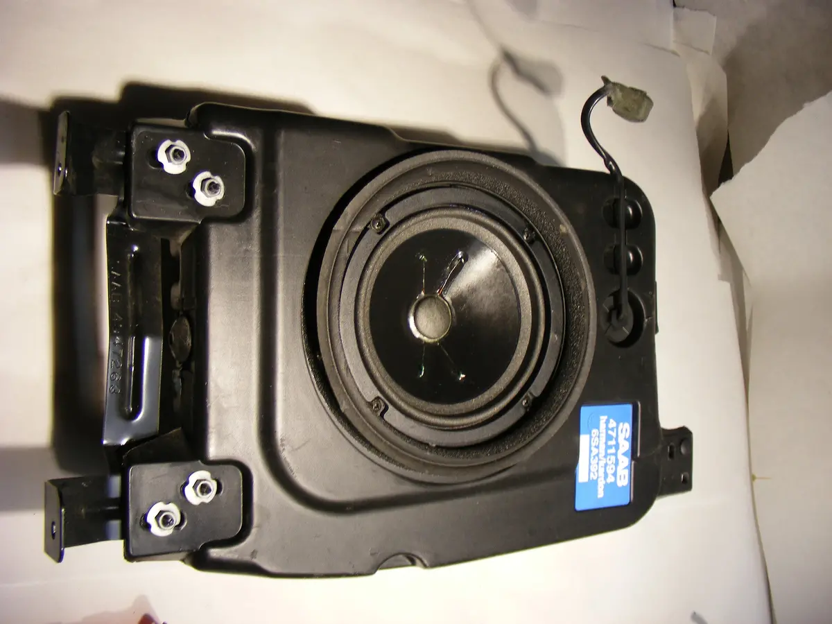 Saab 9-5 Station Wagon / Sportcombi Harmon Kardon Subwoofer 6Sa392 4711594 5375837 1