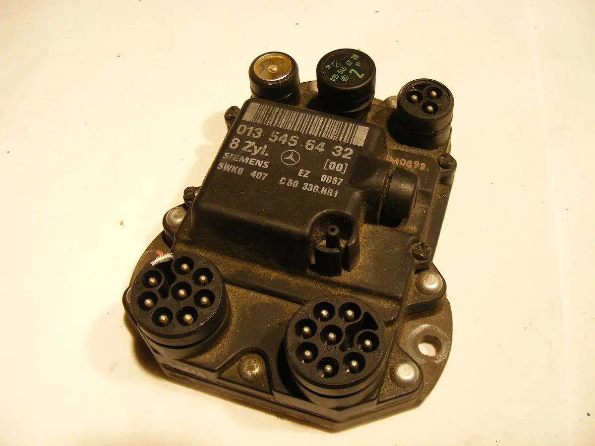 Mercedes Ezl Ignition Control Module E420 S420 S500 Sl500 V8 0135456432 Siemens 1