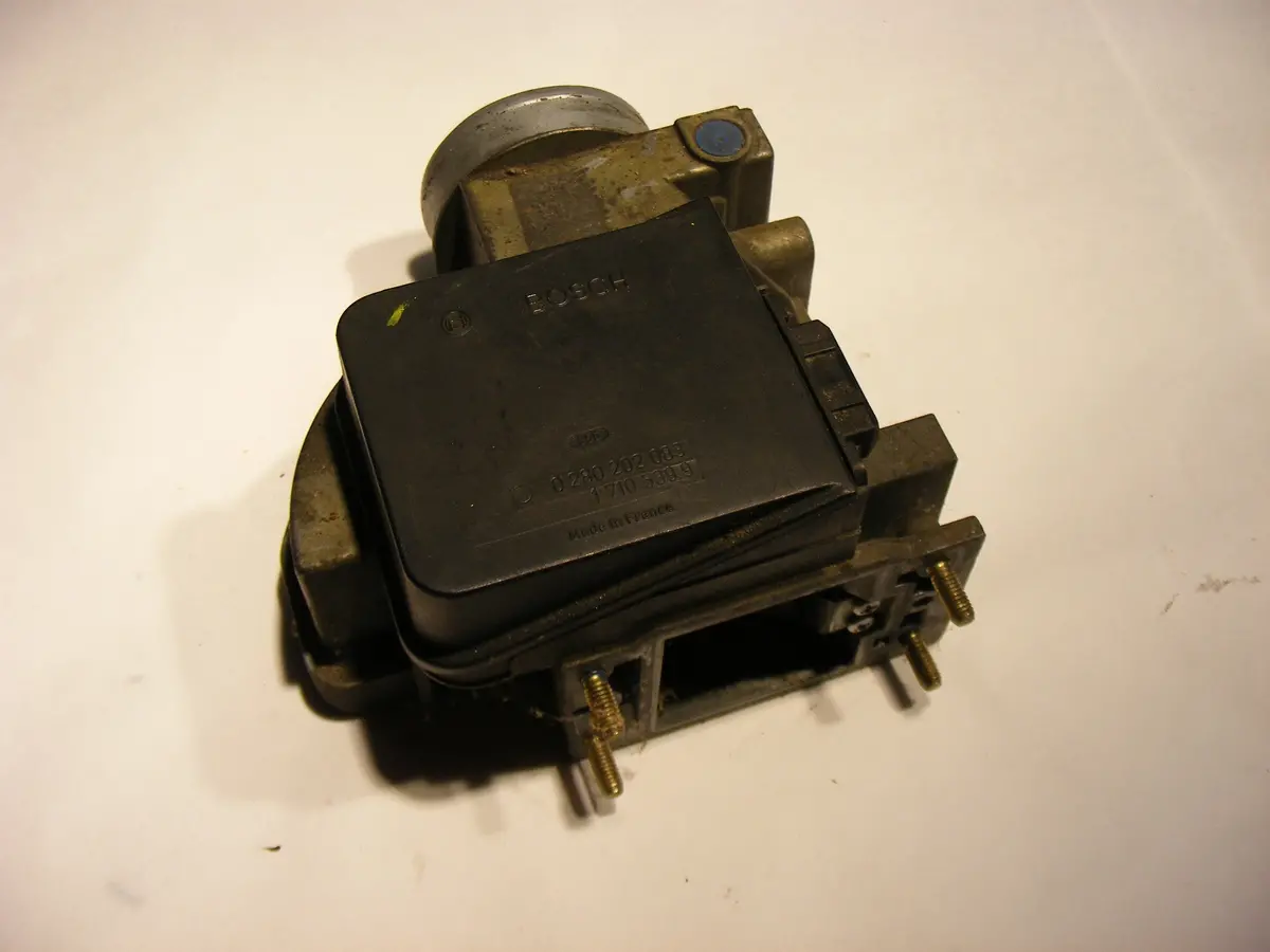 Bmw 635Csi 535I 735I 528 Mass Air Flow Meter Sensor Bosch 0280202083 17105399 1