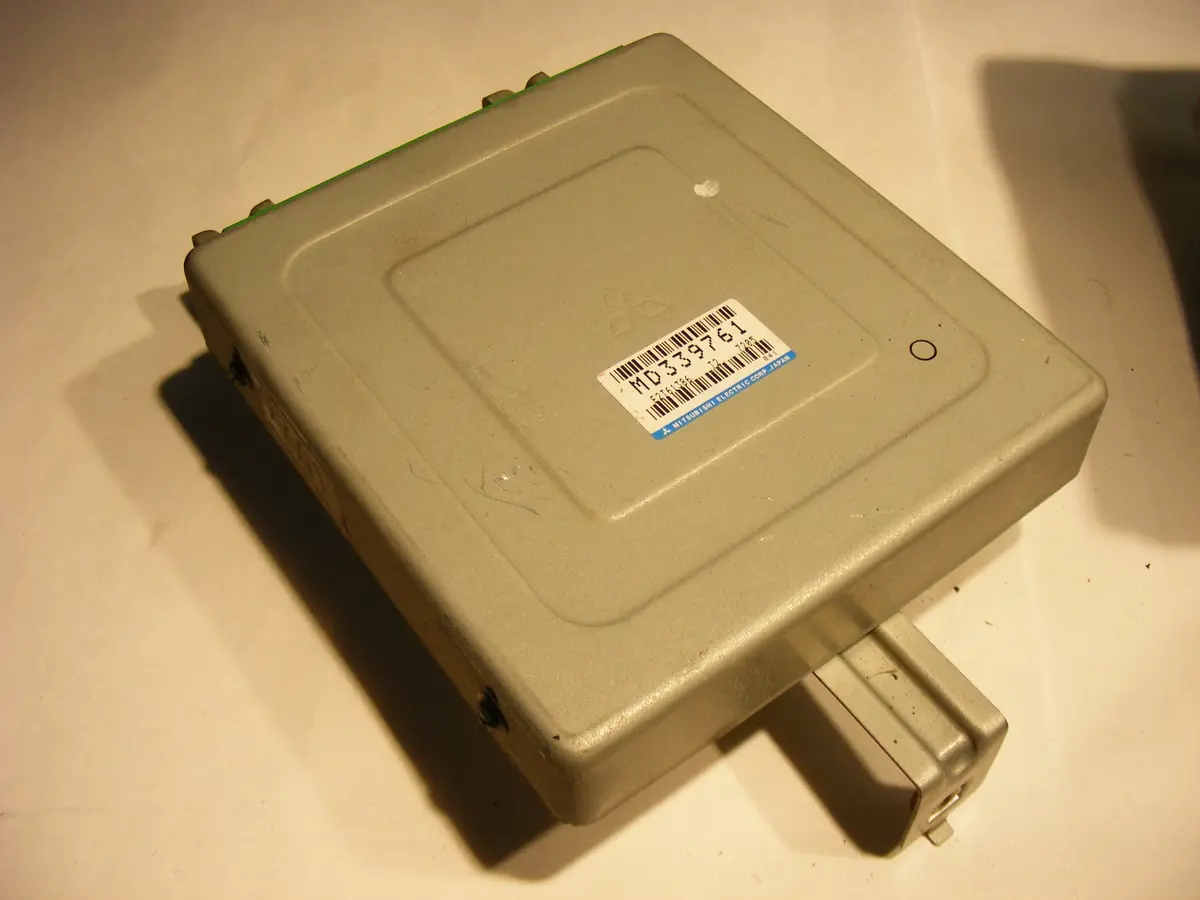 97 Mitsubishi 3000Gt Dohc Ecu Ecm Pcm Engine Computer Control Unit Md339761 1