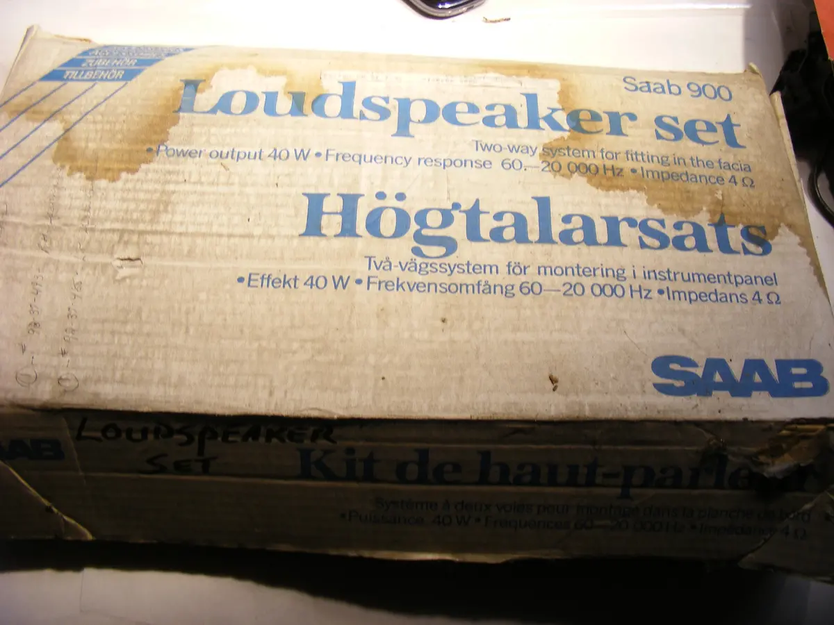 Saab 900 Classic Spg Turbo Dashboard Speaker Set, With Amplifier Loudspeaker Set 8587644 / 9237493 / 9237485 1