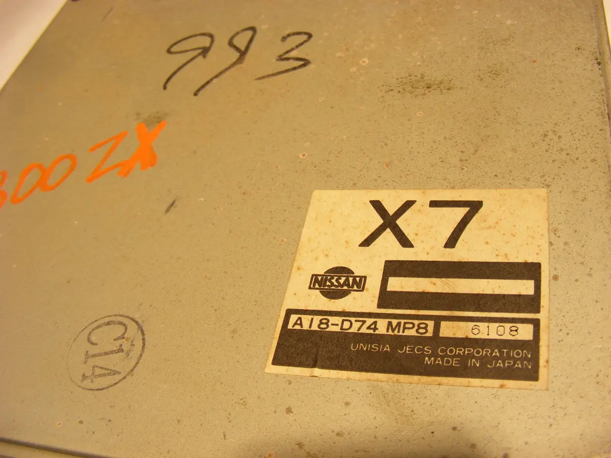 1996 Nissan 300Zx 3.0L A18-D74-Mp8 Engine Control Module Ecm Ecu Computer 2