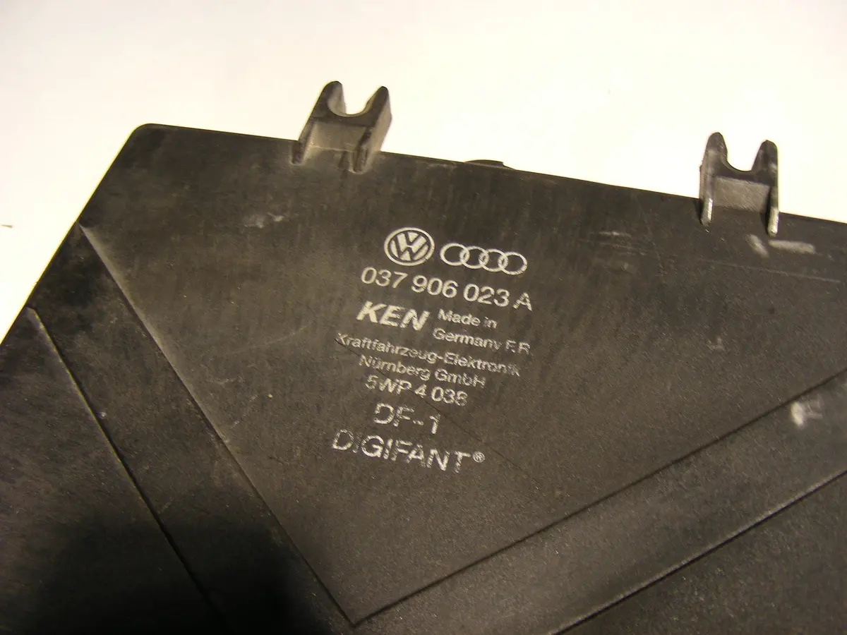 90 91 92 Vw Golf Jetta 2.0L Digifant 037906023A Ecu Ecm Computer 2