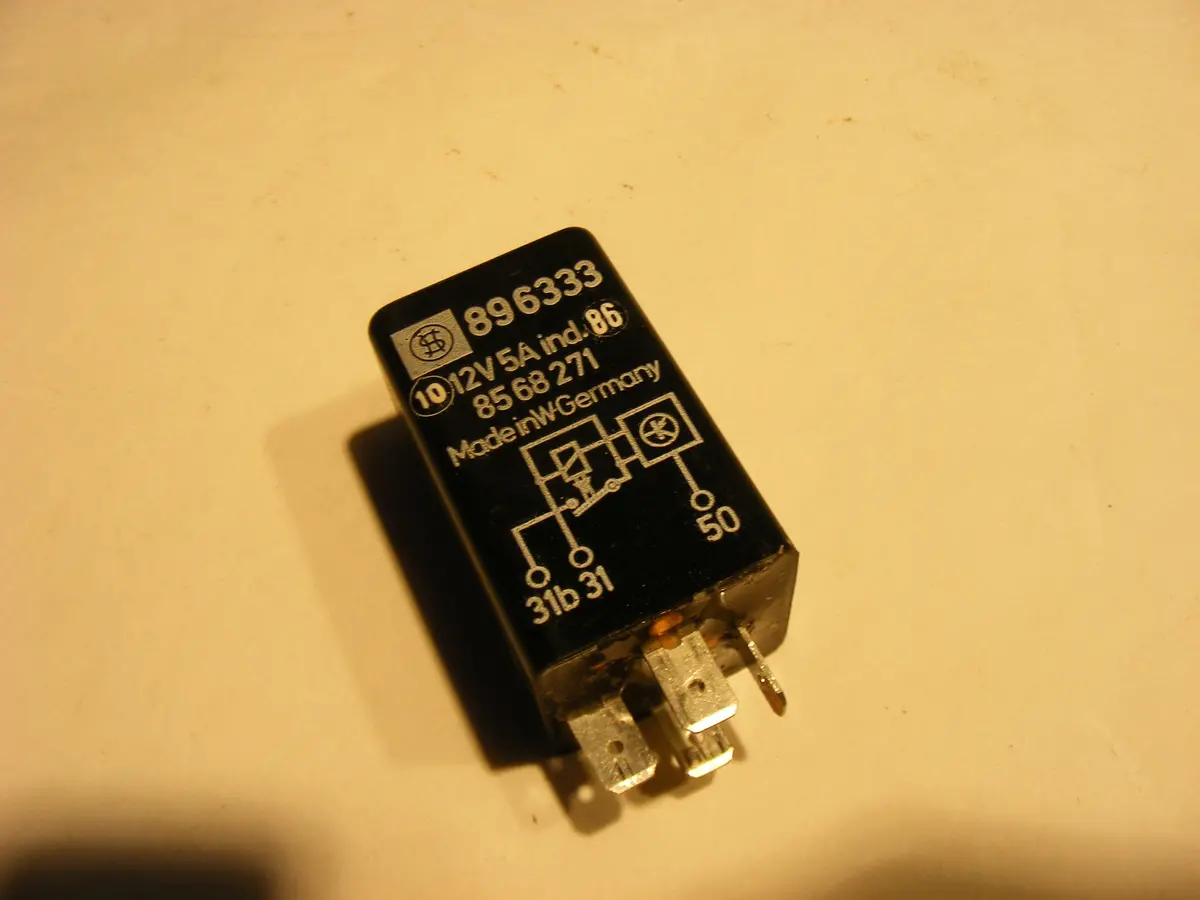 Saab Relay Warm / Hot Start 896333 / 8568271 1