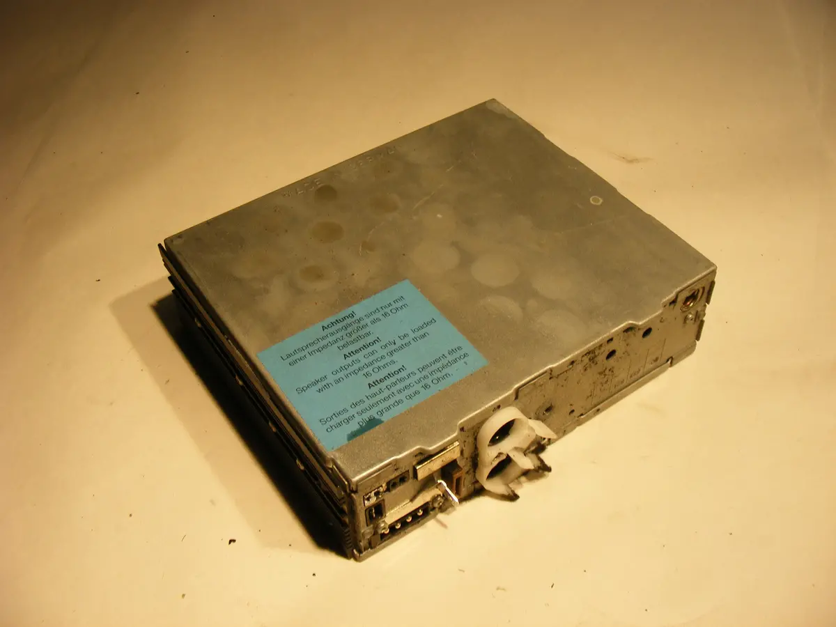 Becker Grand Prix Be-1532 Radio Stereo Amplifier A0018209789 W140 W126 1